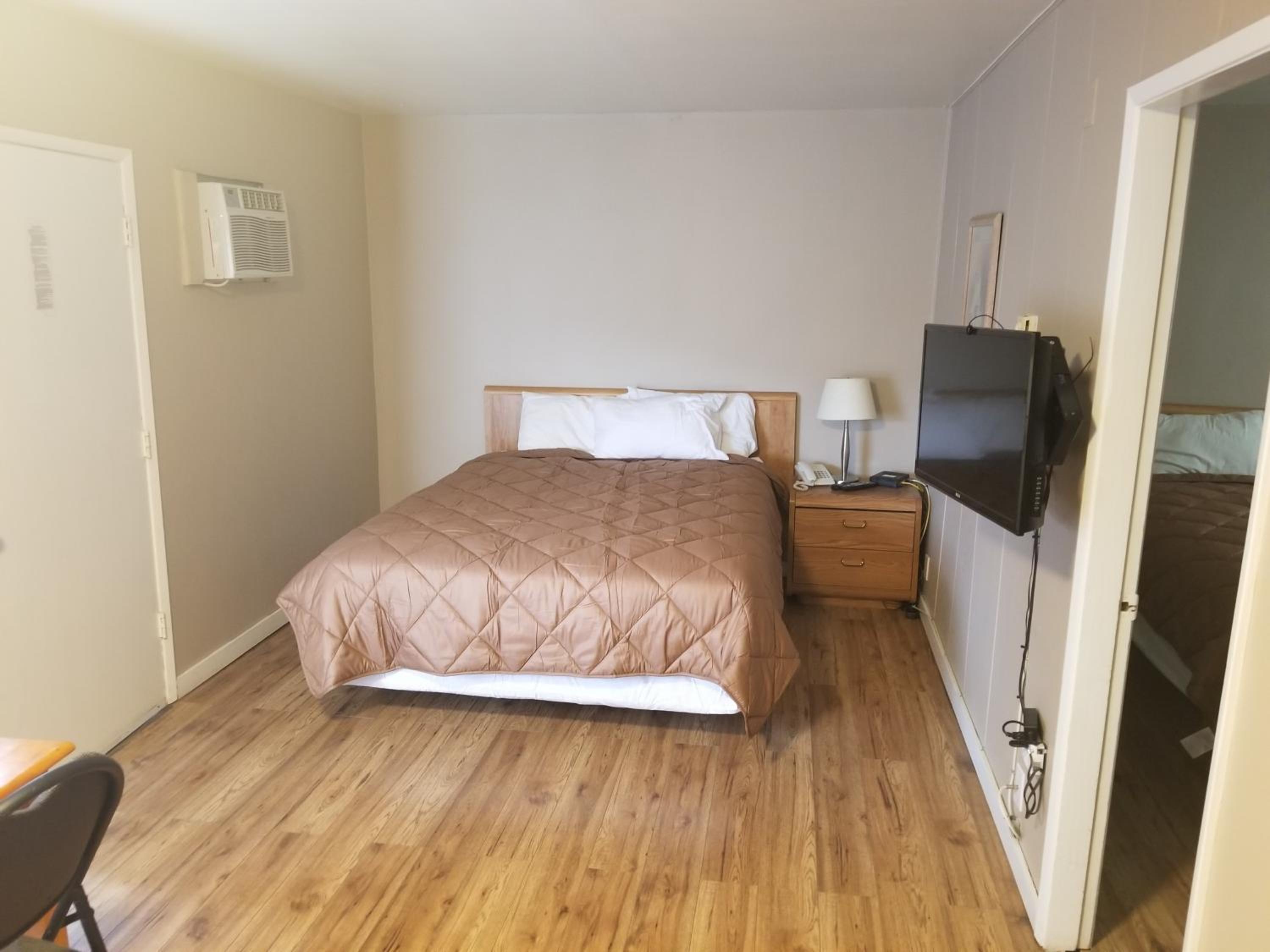 Queen Suite photo 1