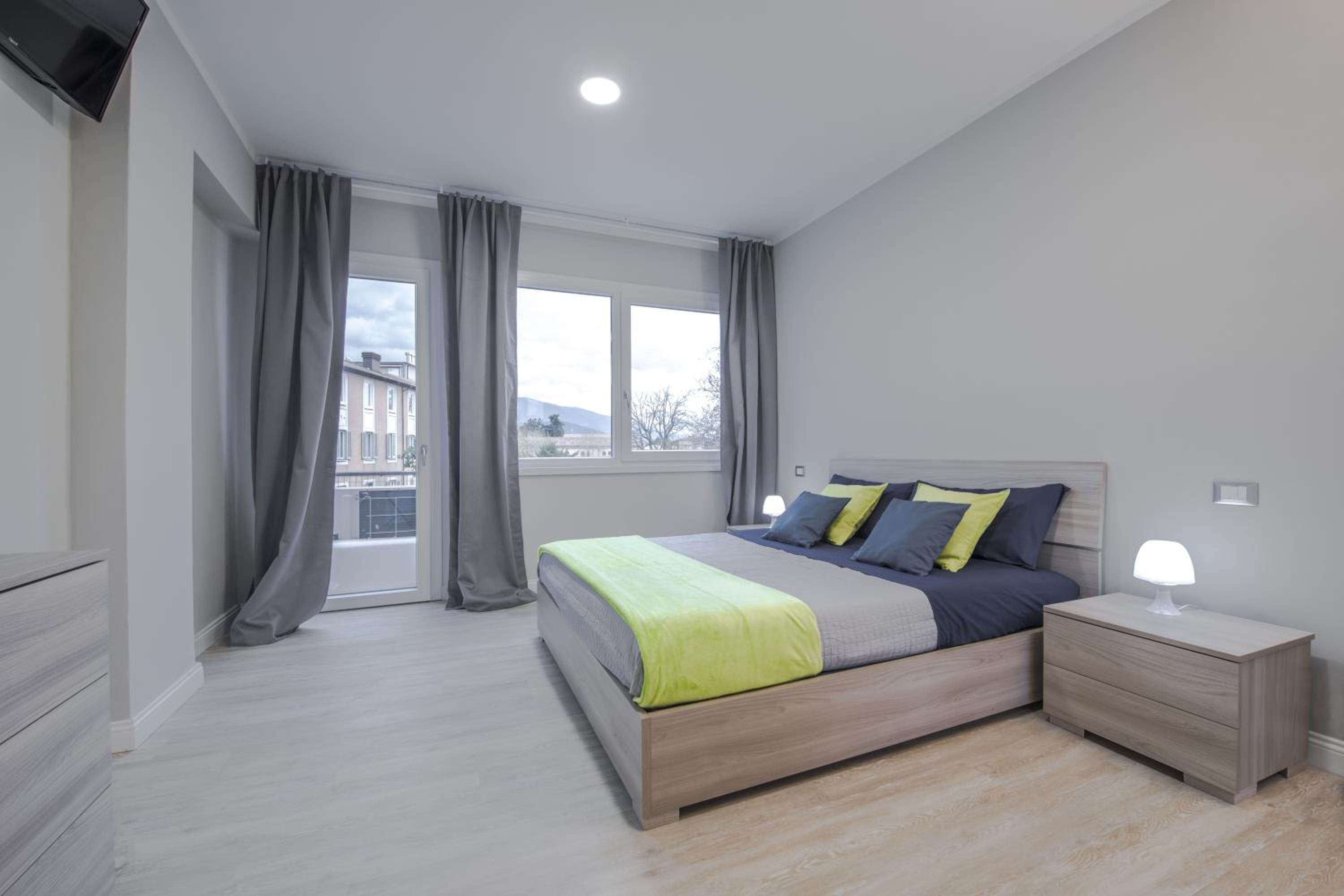 Two-Bedroom Apartment - Photo 3