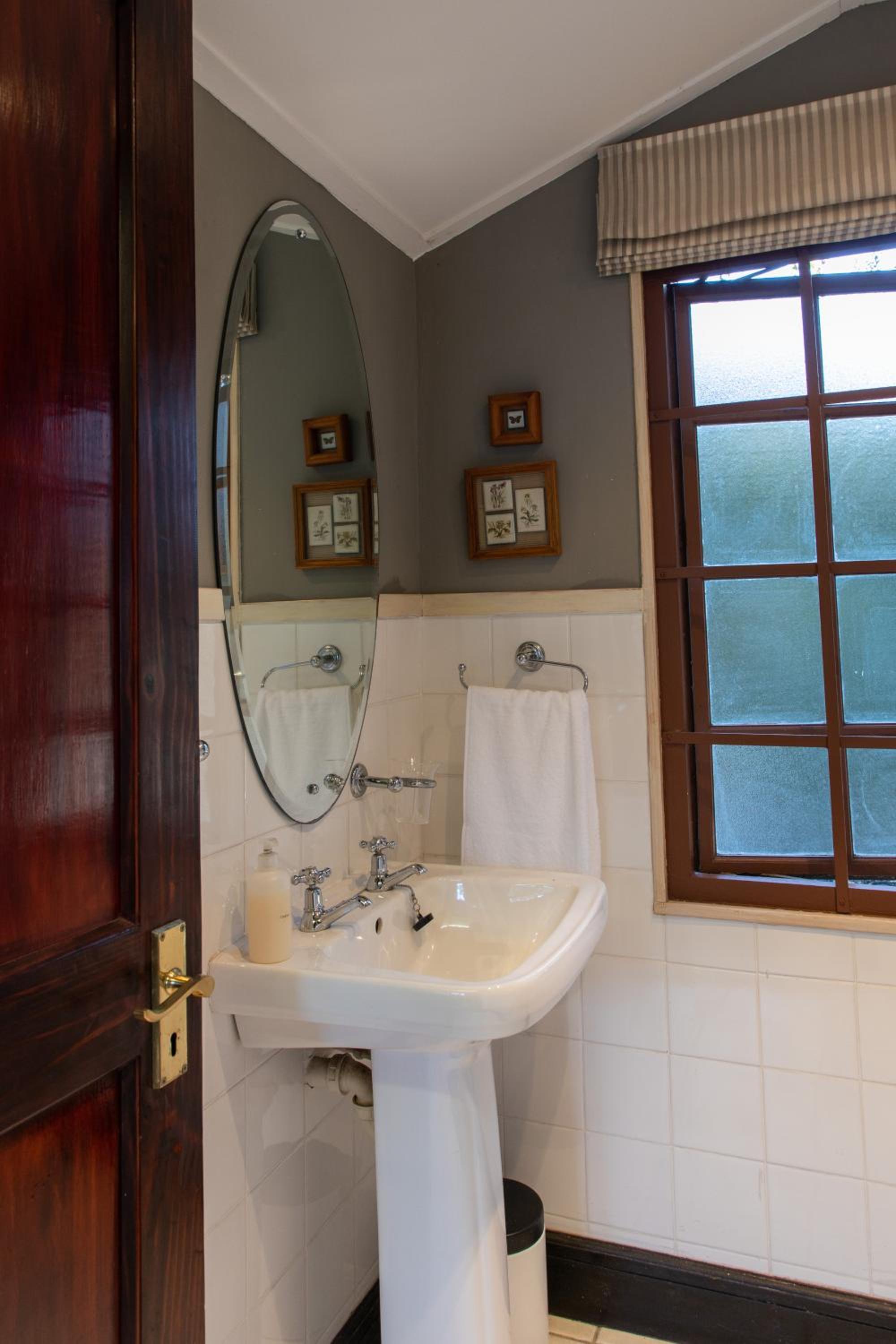 One-Bedroom Suite - Loft - Photo 13