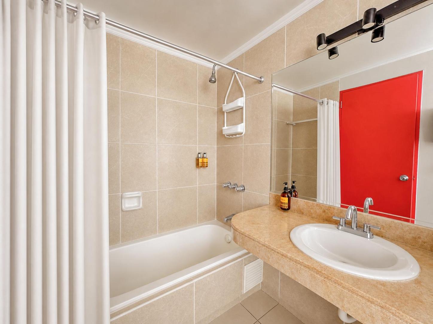 Twin Room with Shared Bathroom photo 2