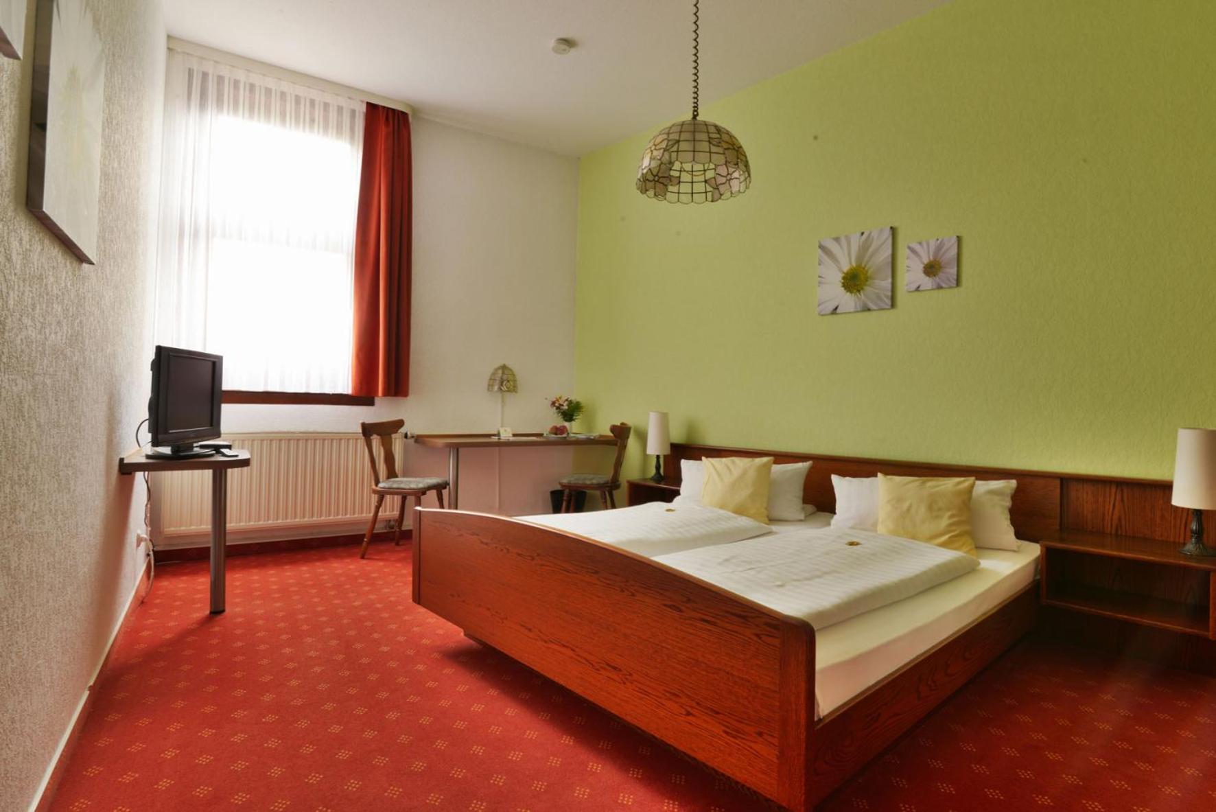 Double Room - Photo 1