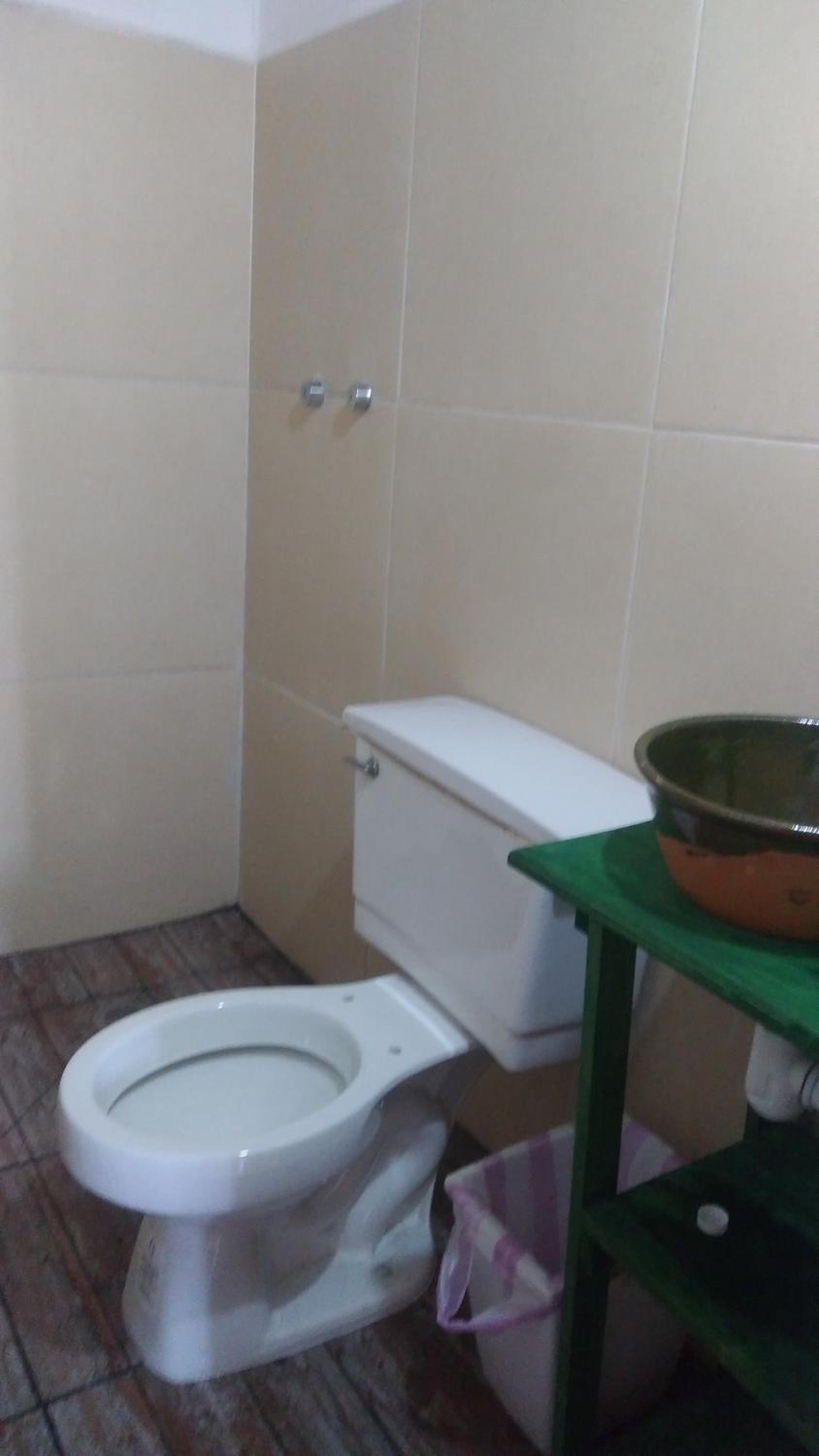 Family Room with Private Bathroom - Photo 3