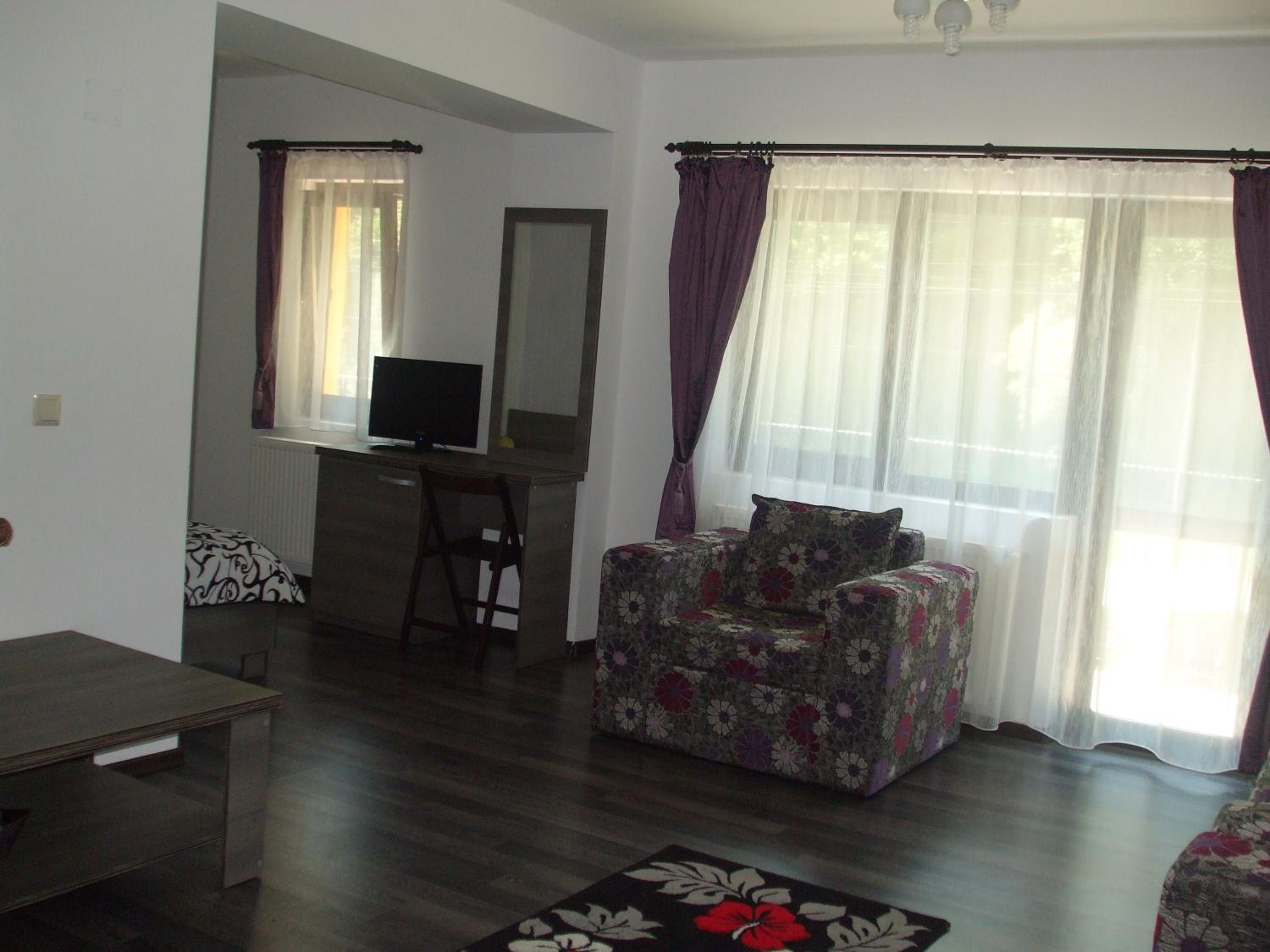 Studio with Garden View - Photo 1