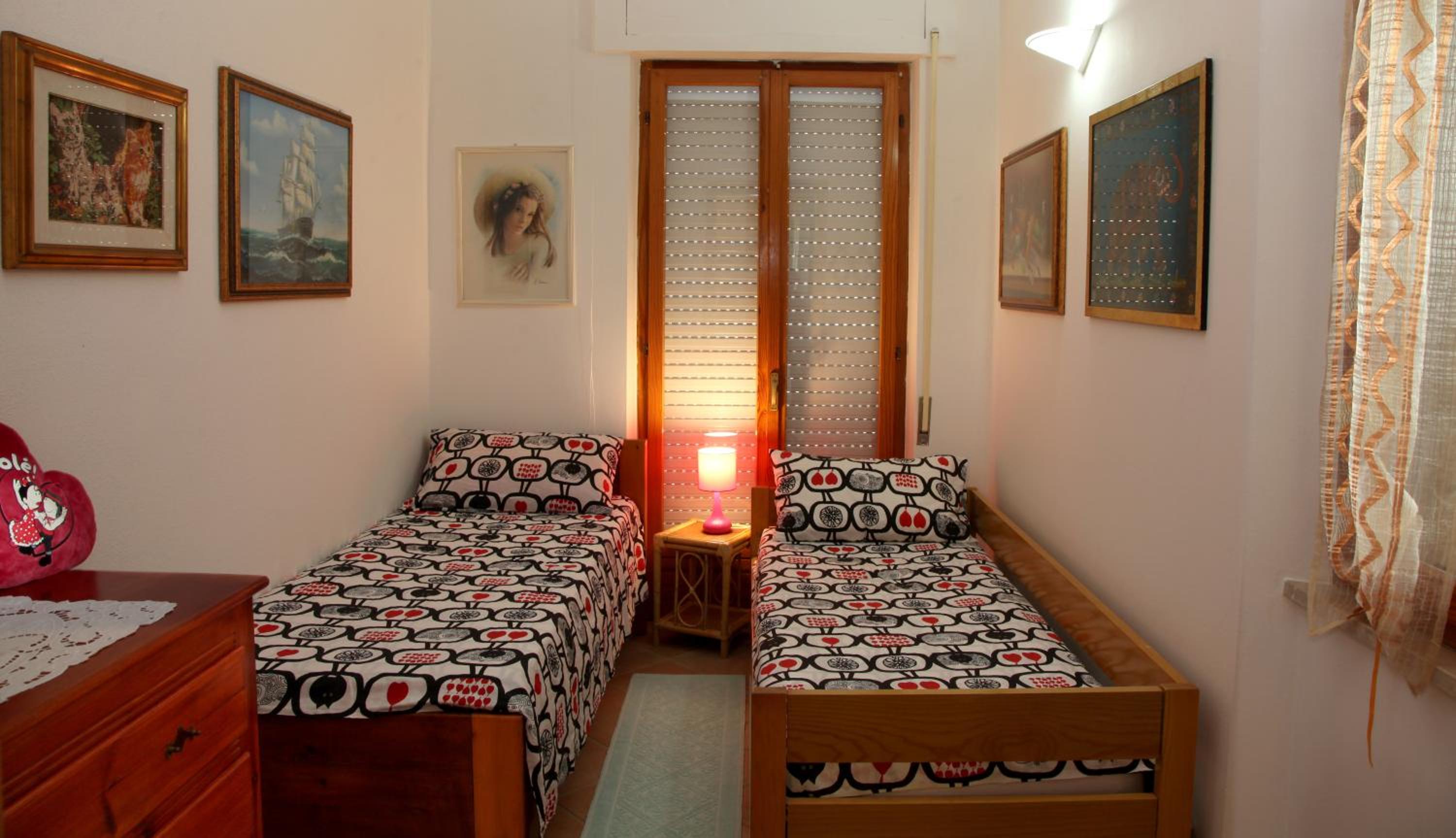 Two-Bedroom Apartment photo 2
