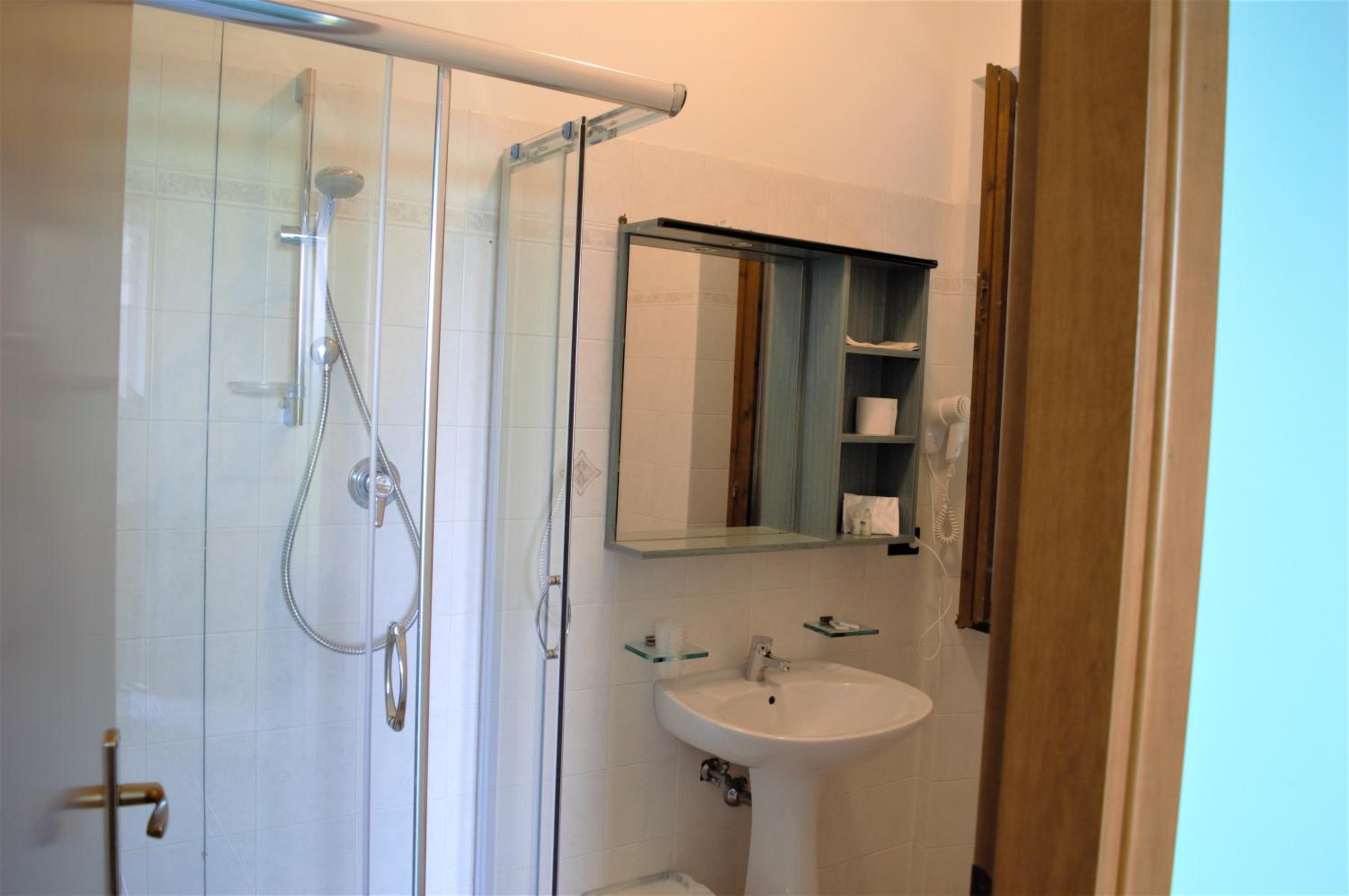 Superior Double Room - Photo 4