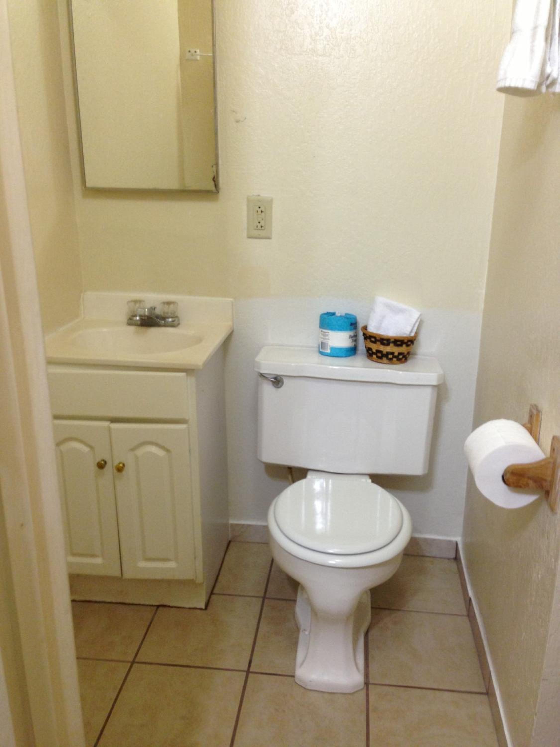 Cubical Room photo 3