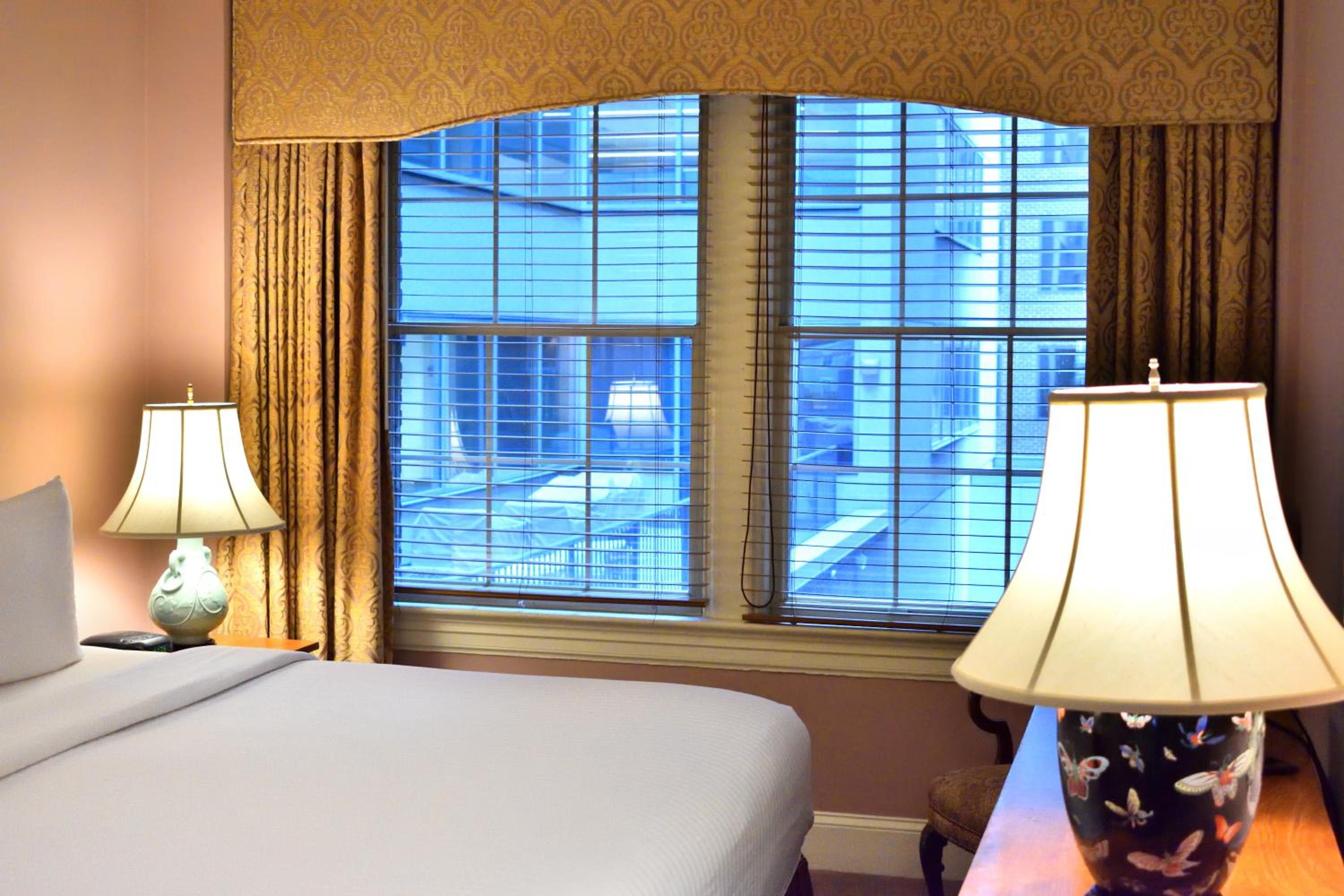 King Suite - Photo 8