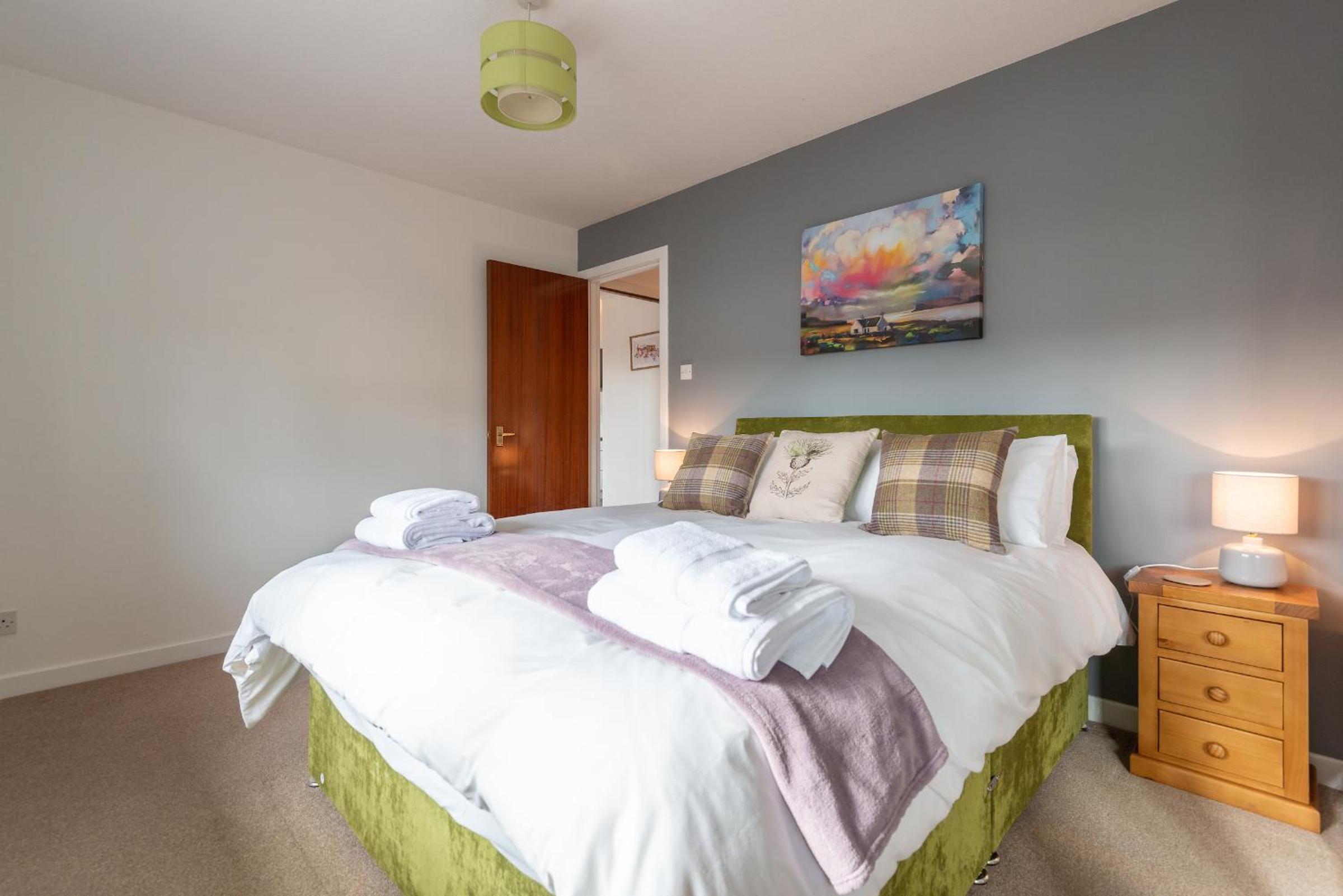 Two-Bedroom Apartment - Photo 3