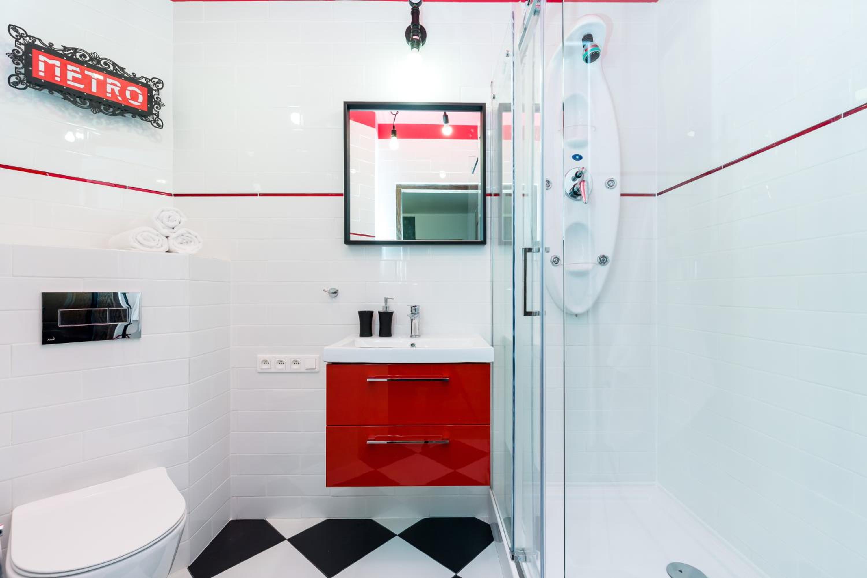 Studio Apartment - Photo 24