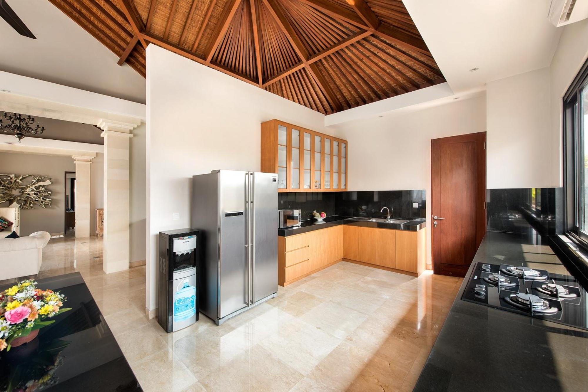 Villa with Private Pool photo 3