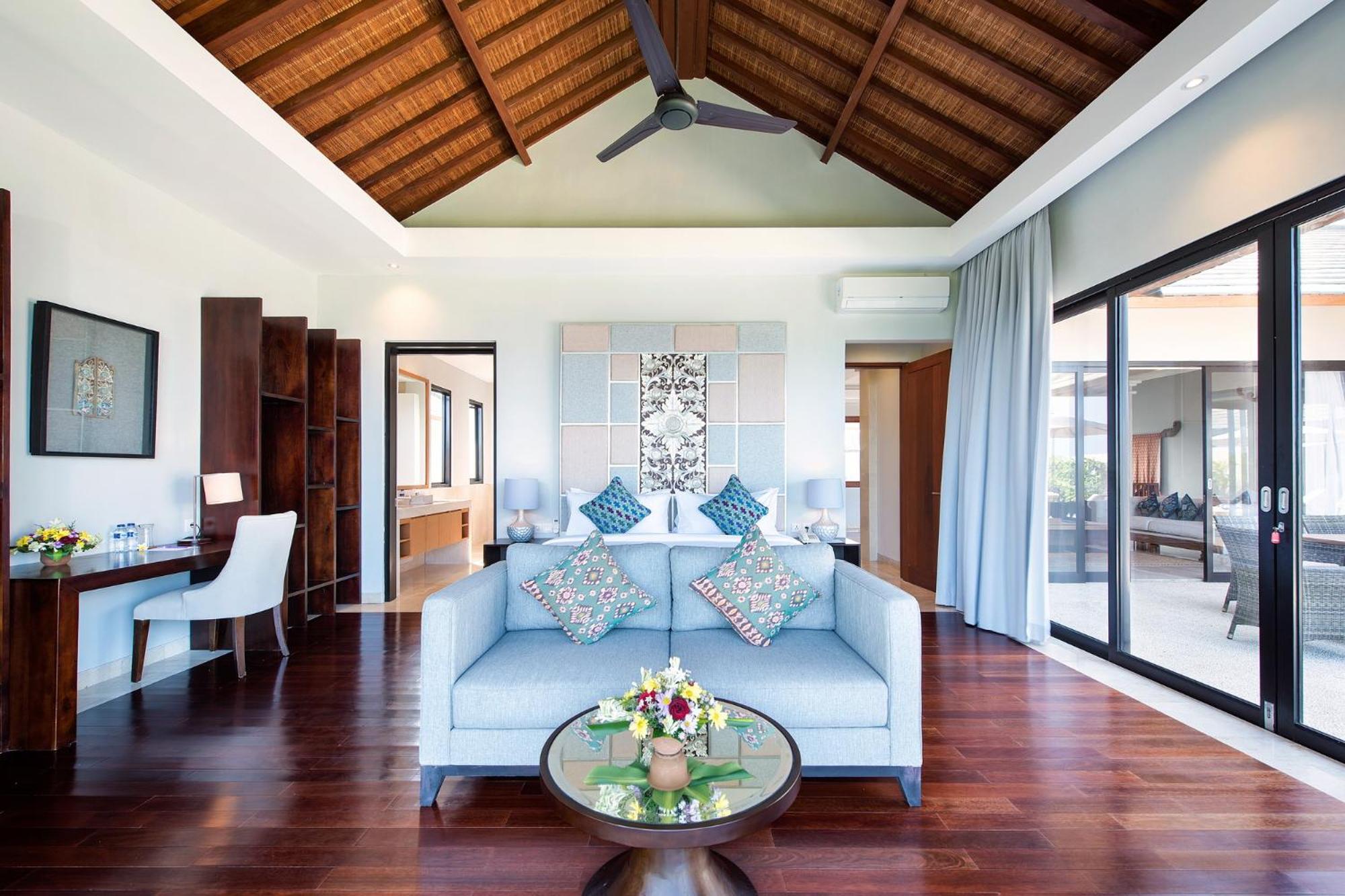 Villa with Private Pool photo 1