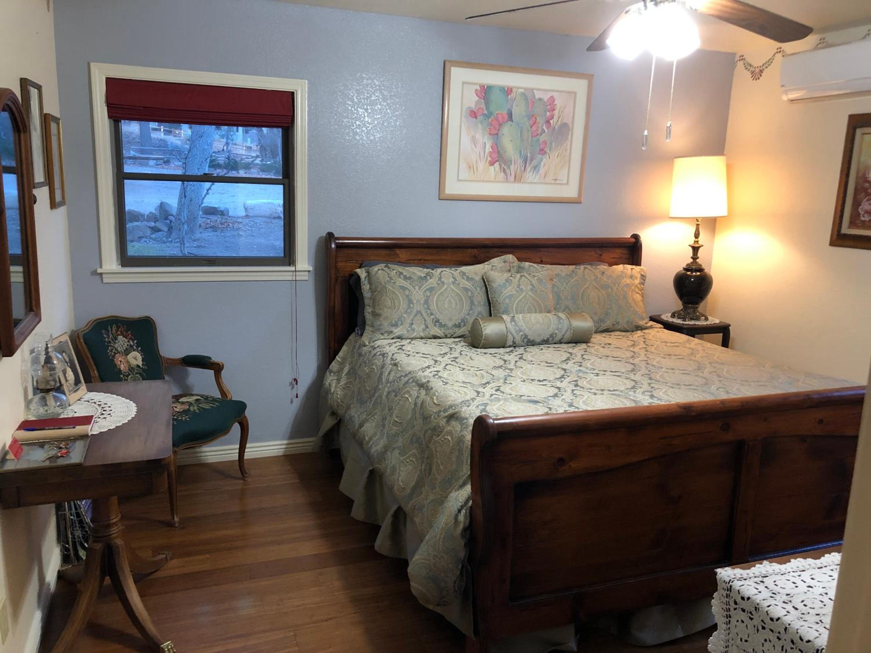 King Room With Balcony photo 2