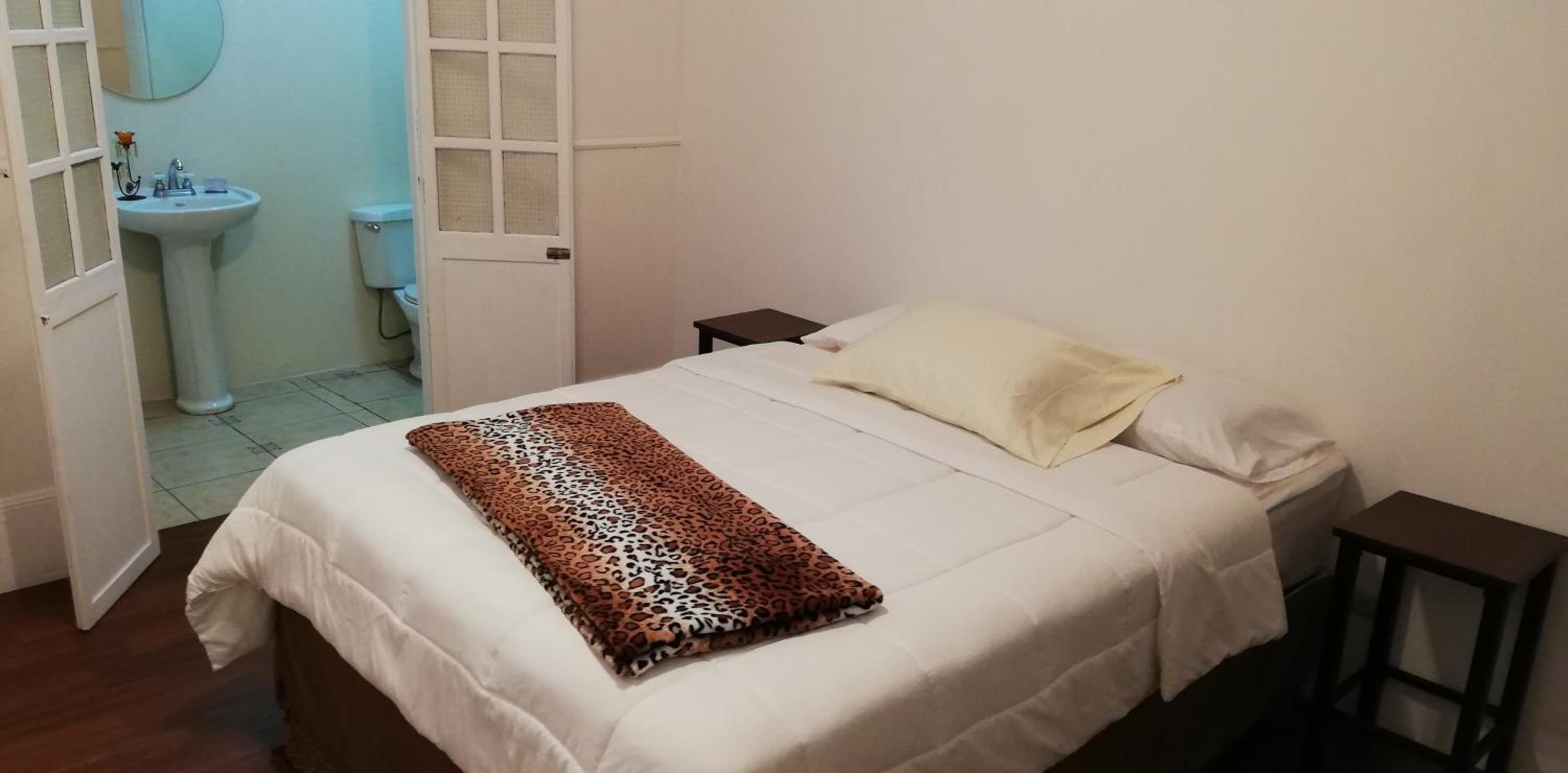 Standard Double Room with Fan photo 3