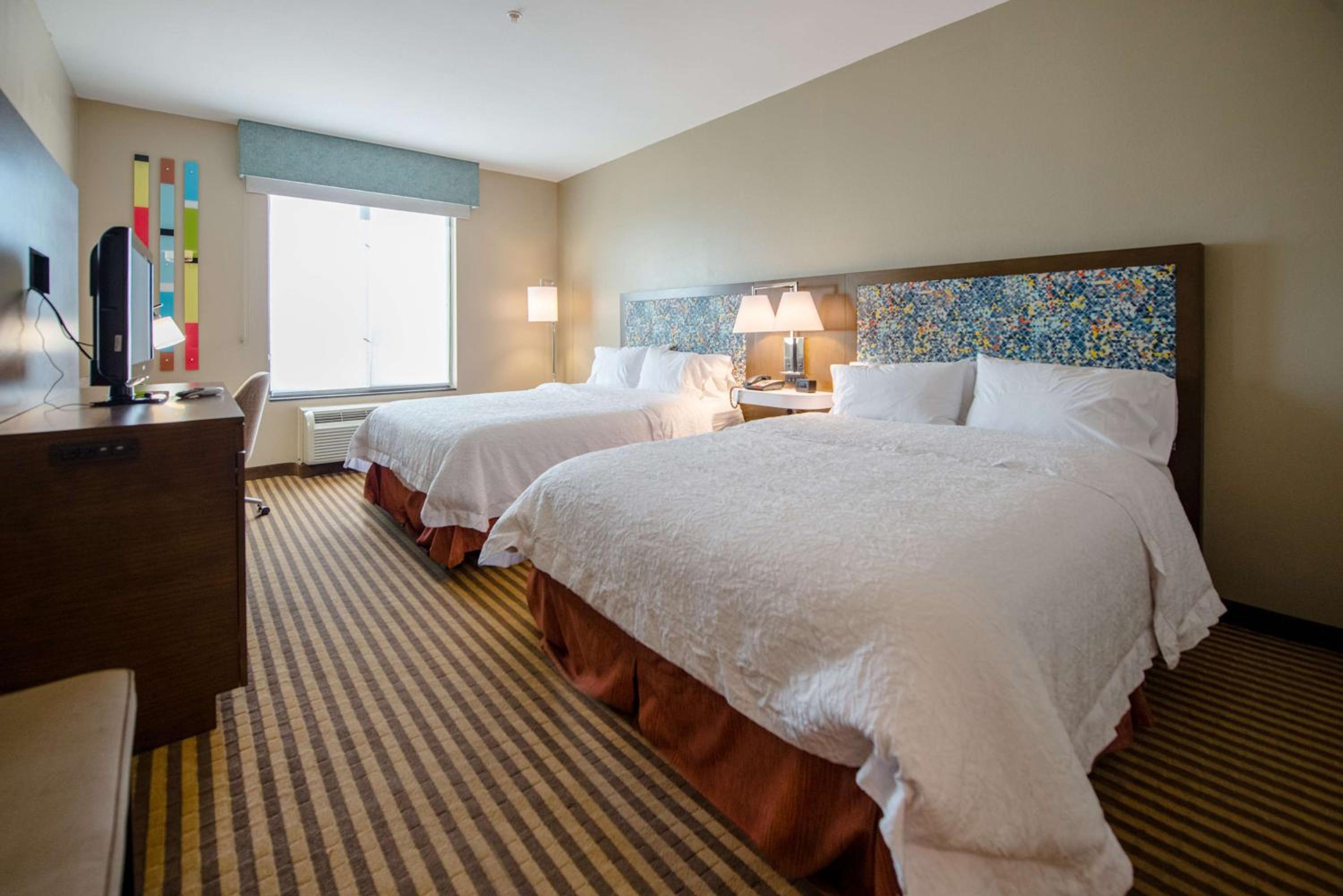 Room with Two Queen Beds - Non-Smoking