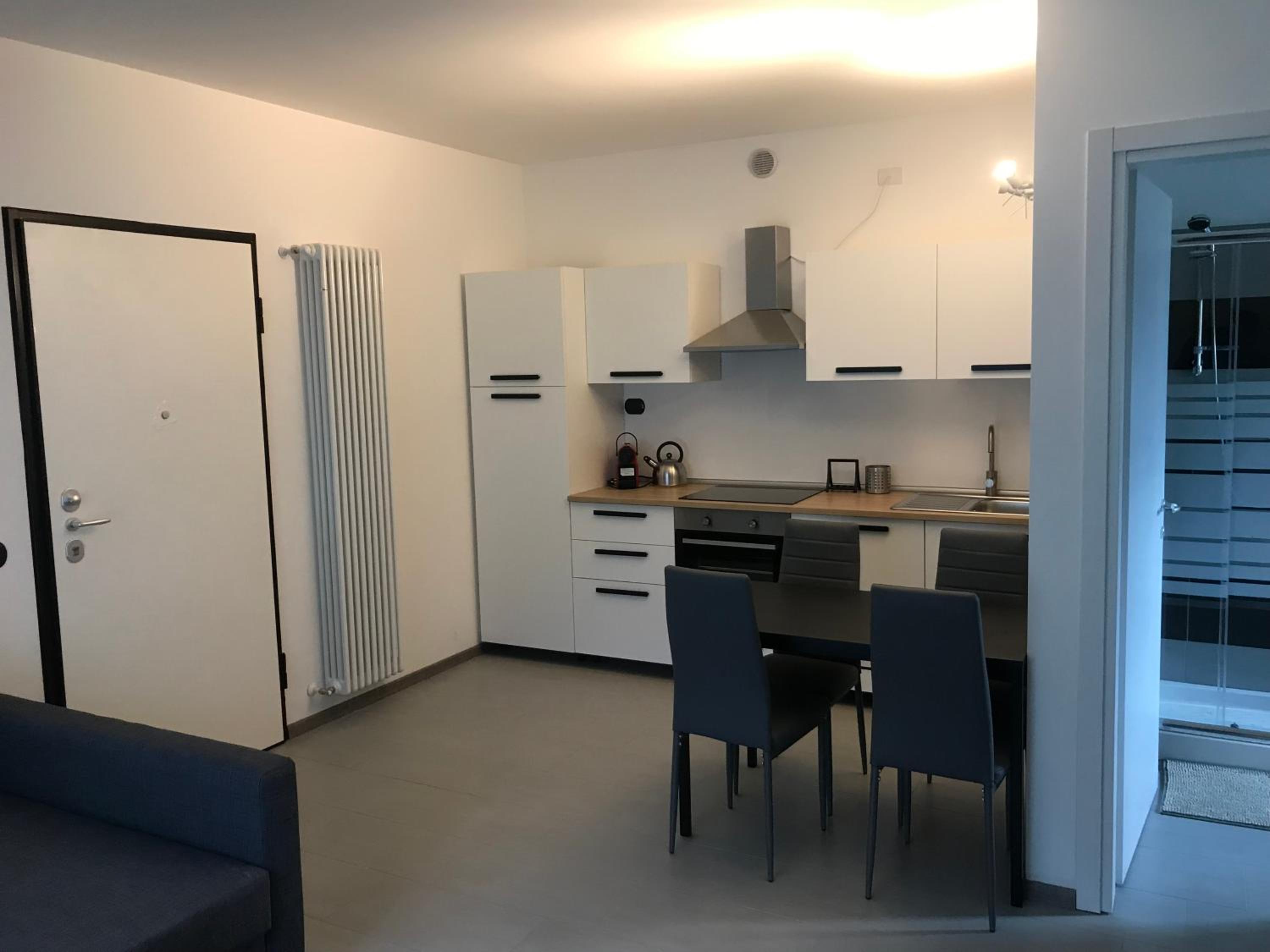 Apartment with Pool View  - Photo 19