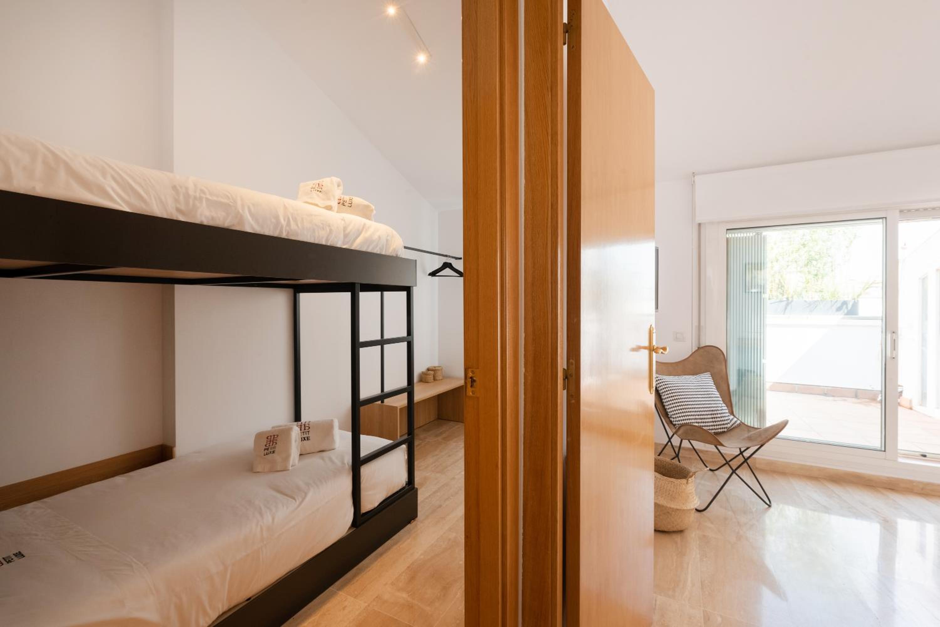 Three-Bedroom Apartment - Photo 15
