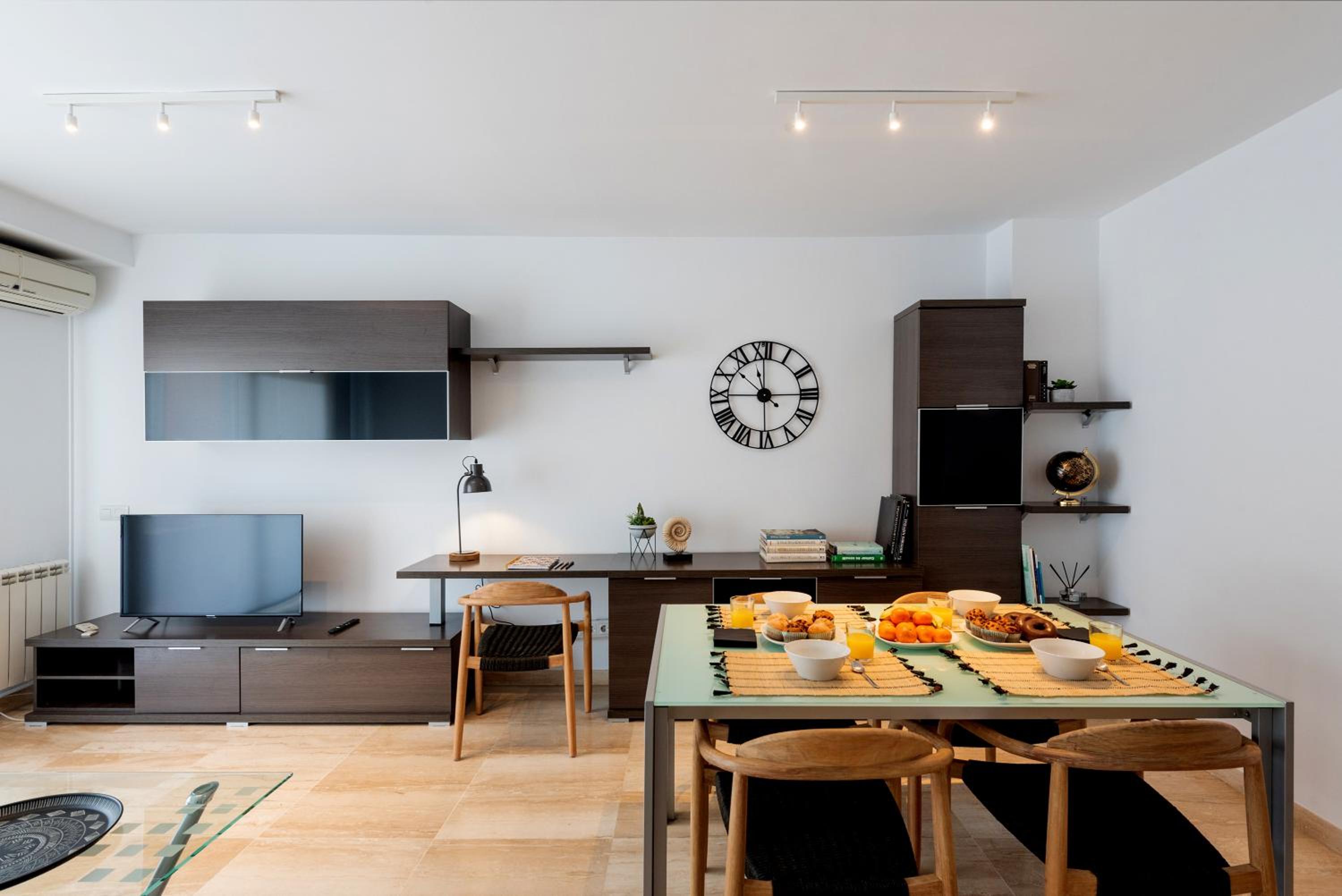 Three-Bedroom Apartment - Photo 18