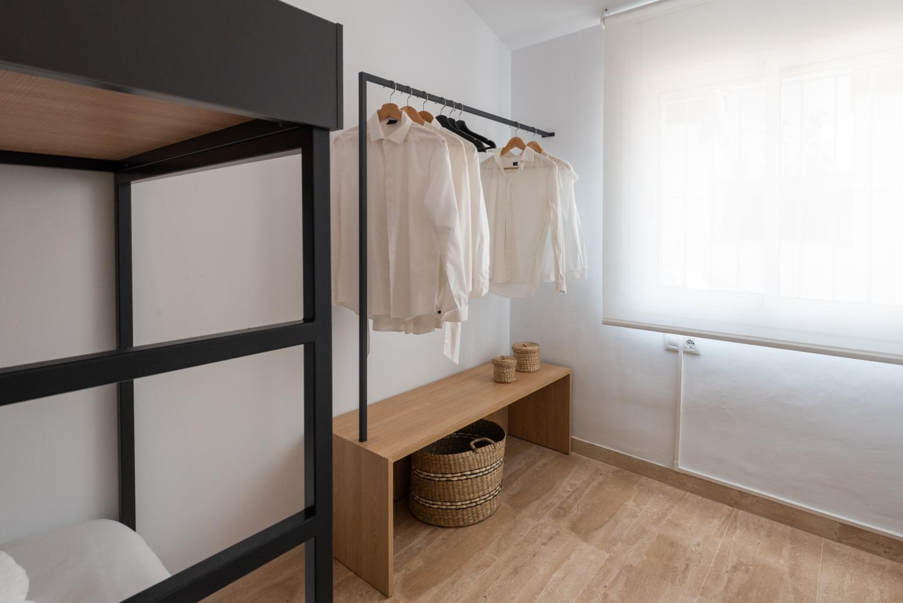 Three-Bedroom Apartment - Photo 24