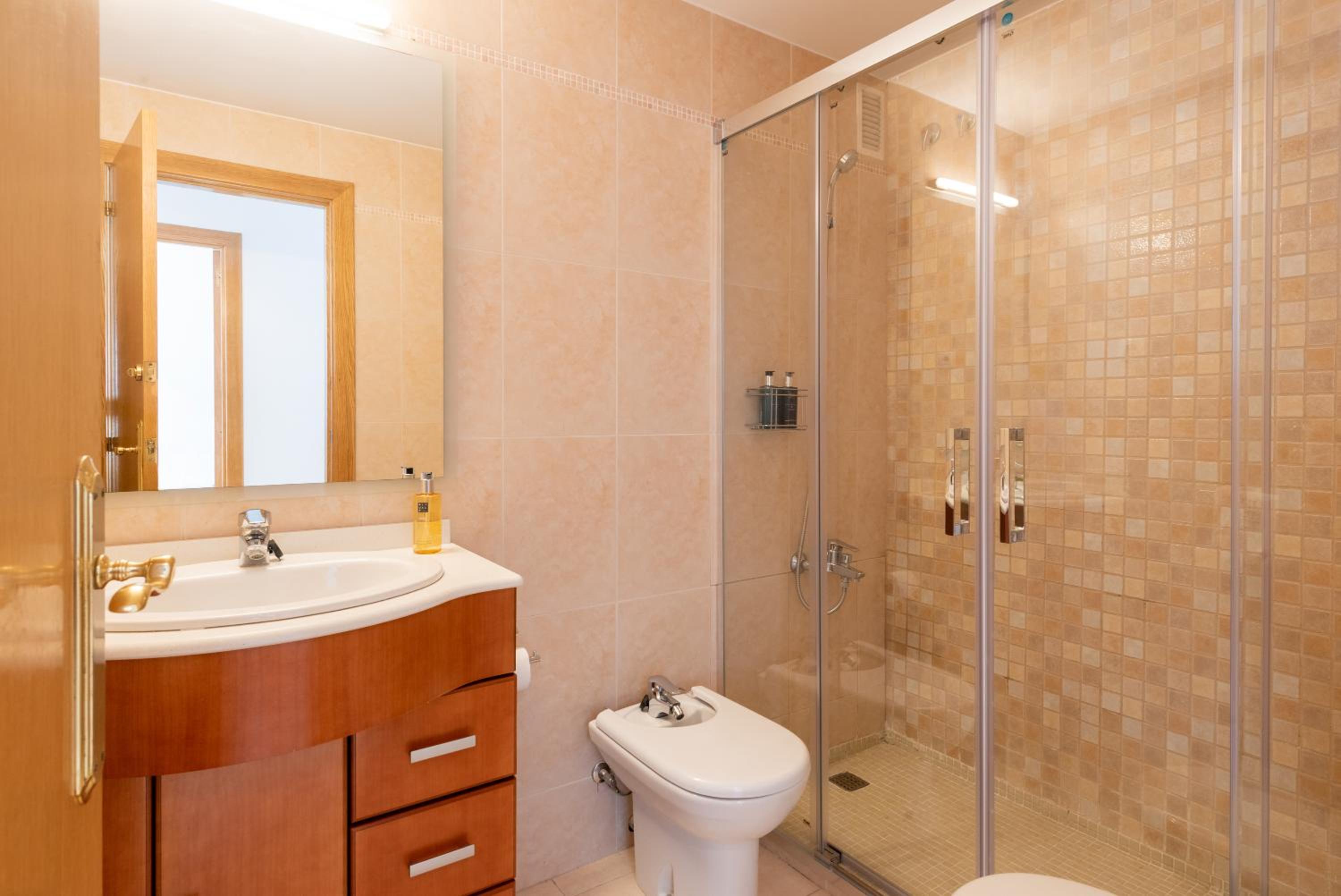 Three-Bedroom Apartment - Photo 36