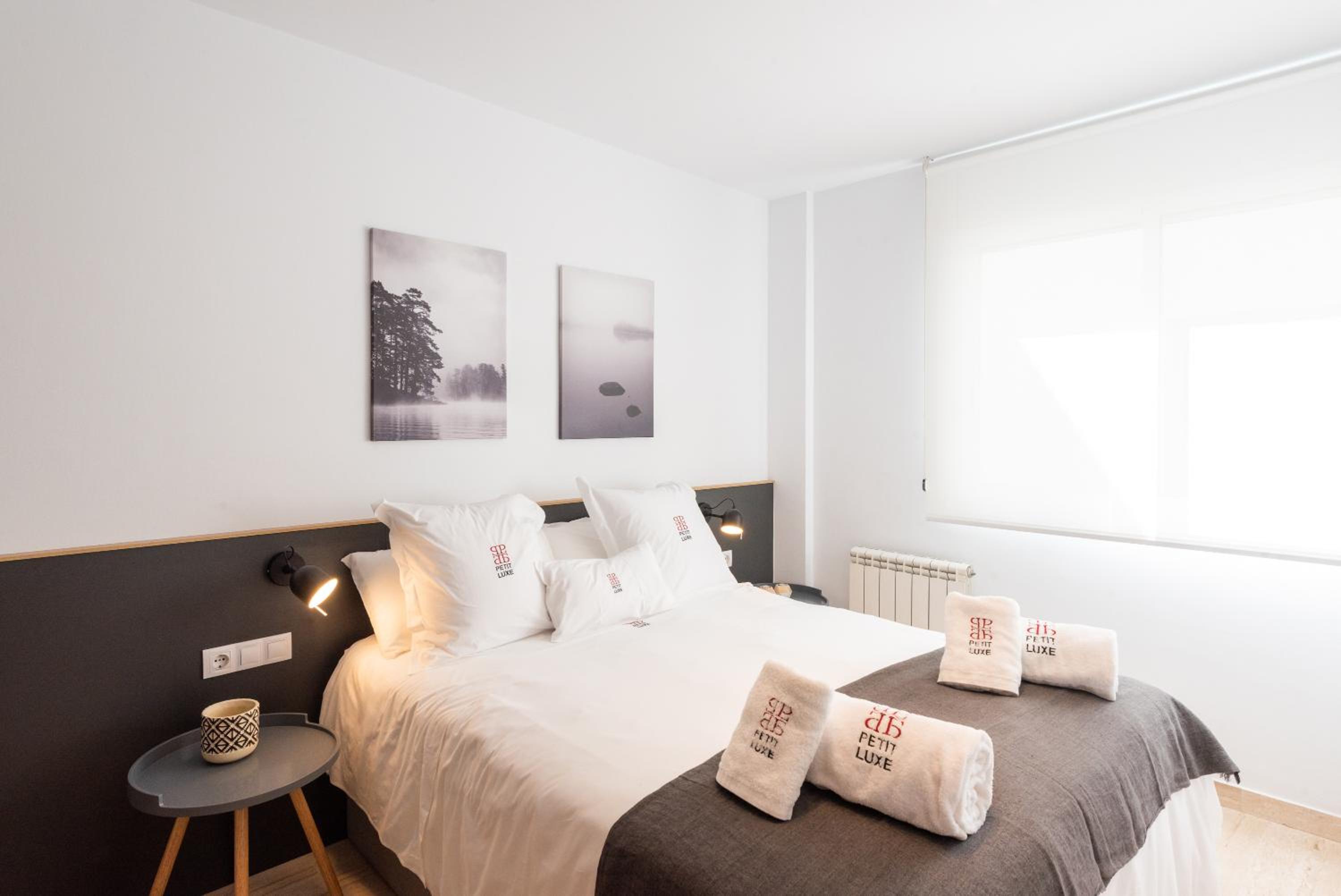 Three-Bedroom Apartment - Photo 41