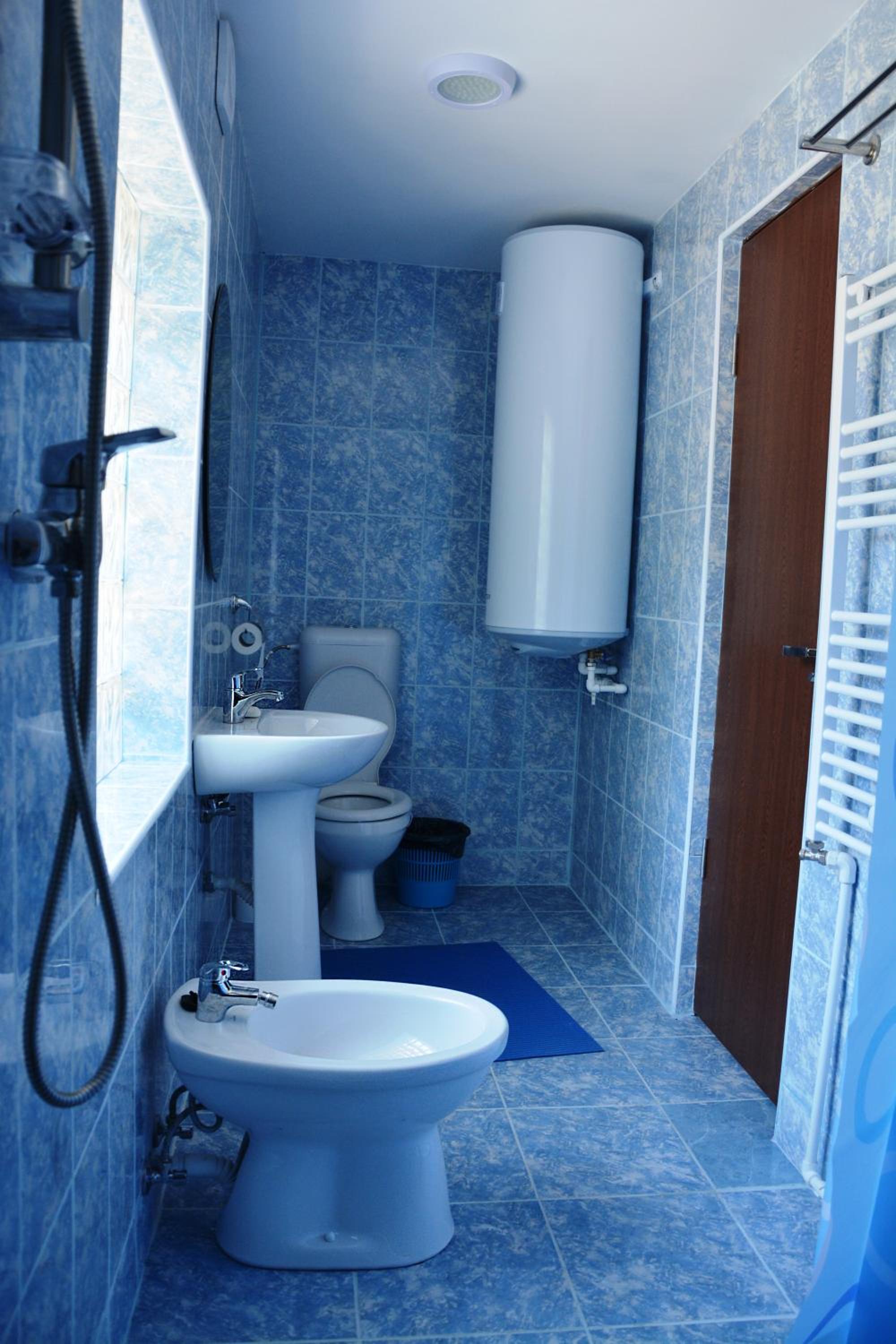 One-Bedroom Apartment - Photo 6