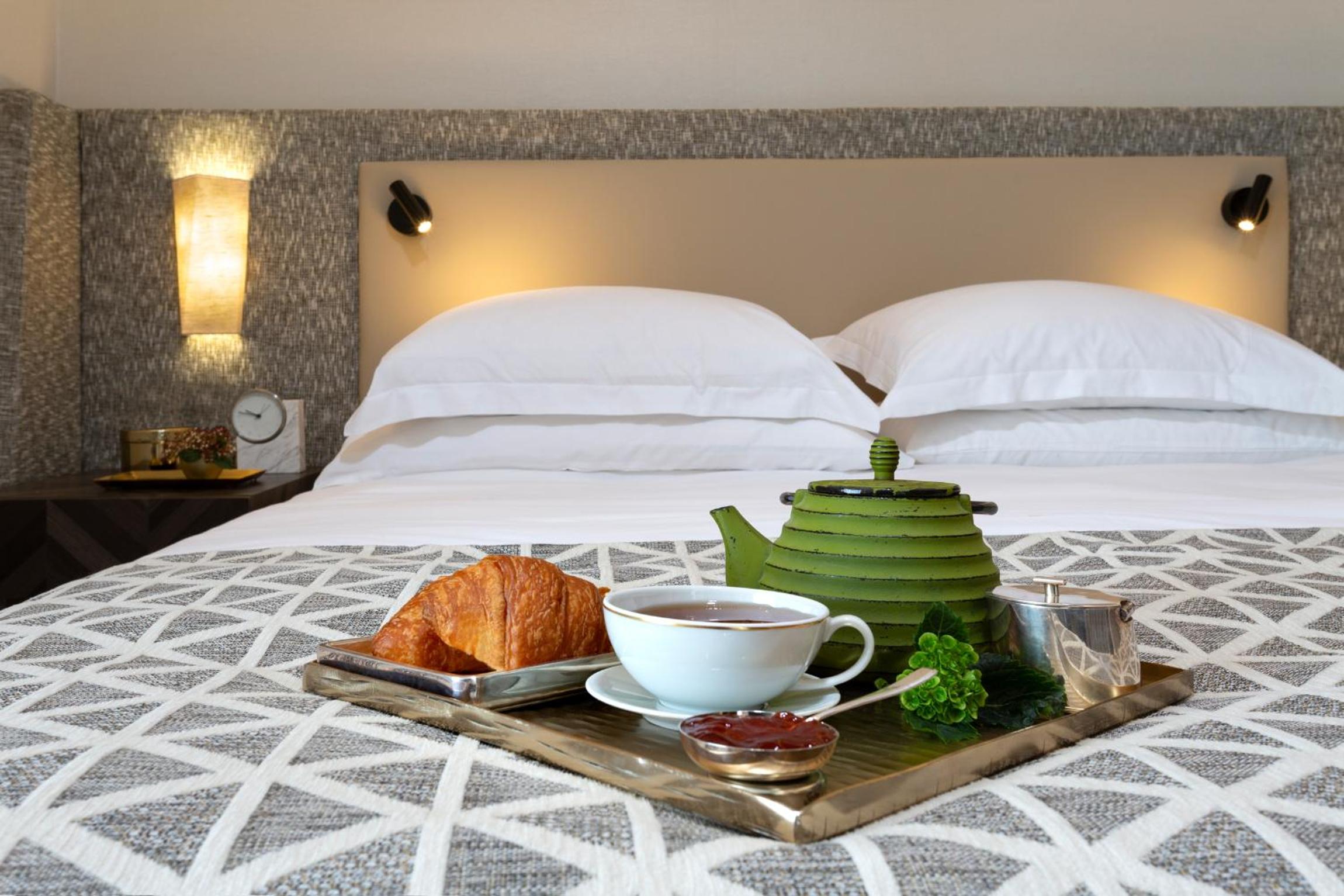 Deluxe Terrace Room