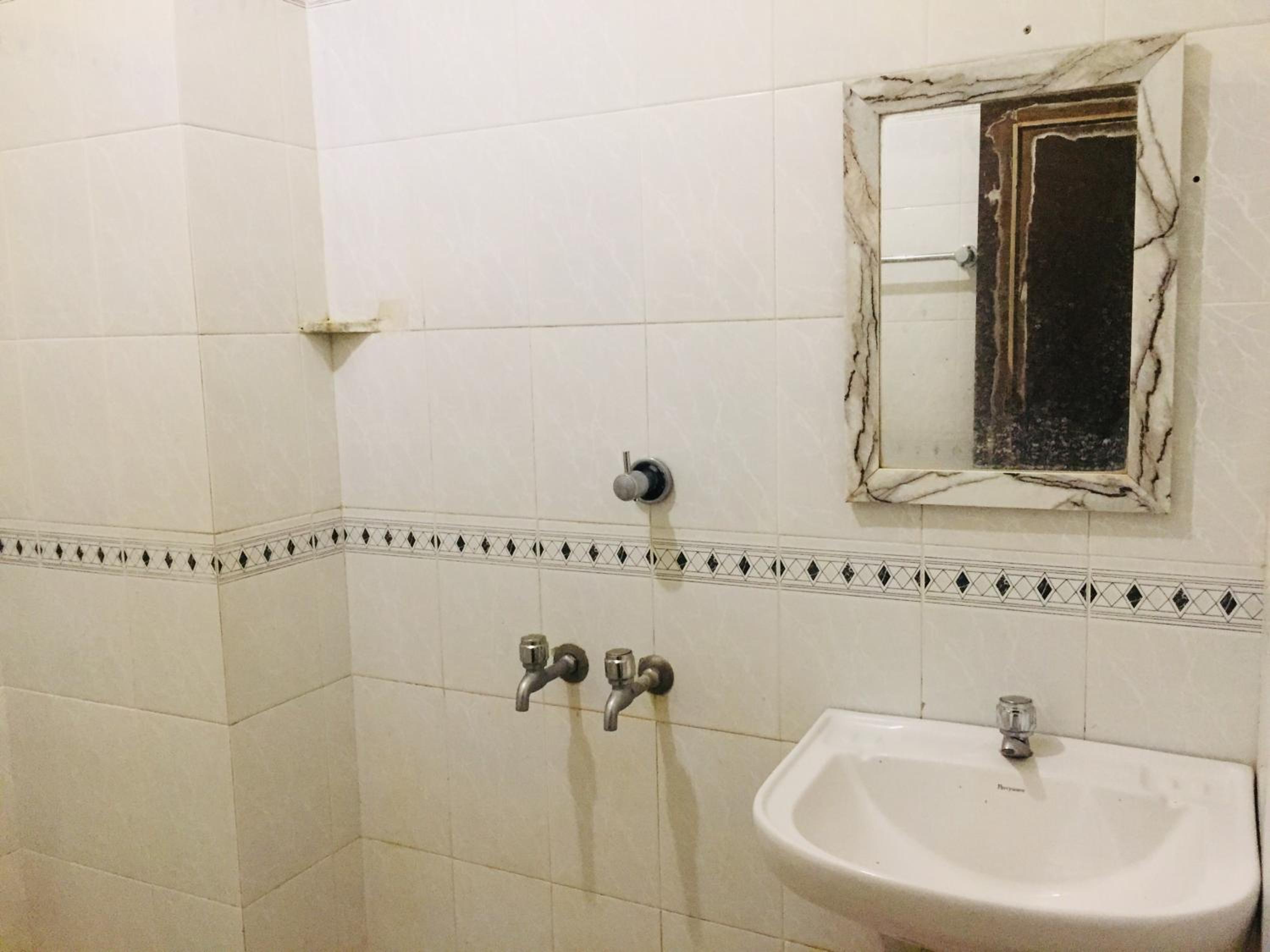 Basic Triple Room - Photo 2