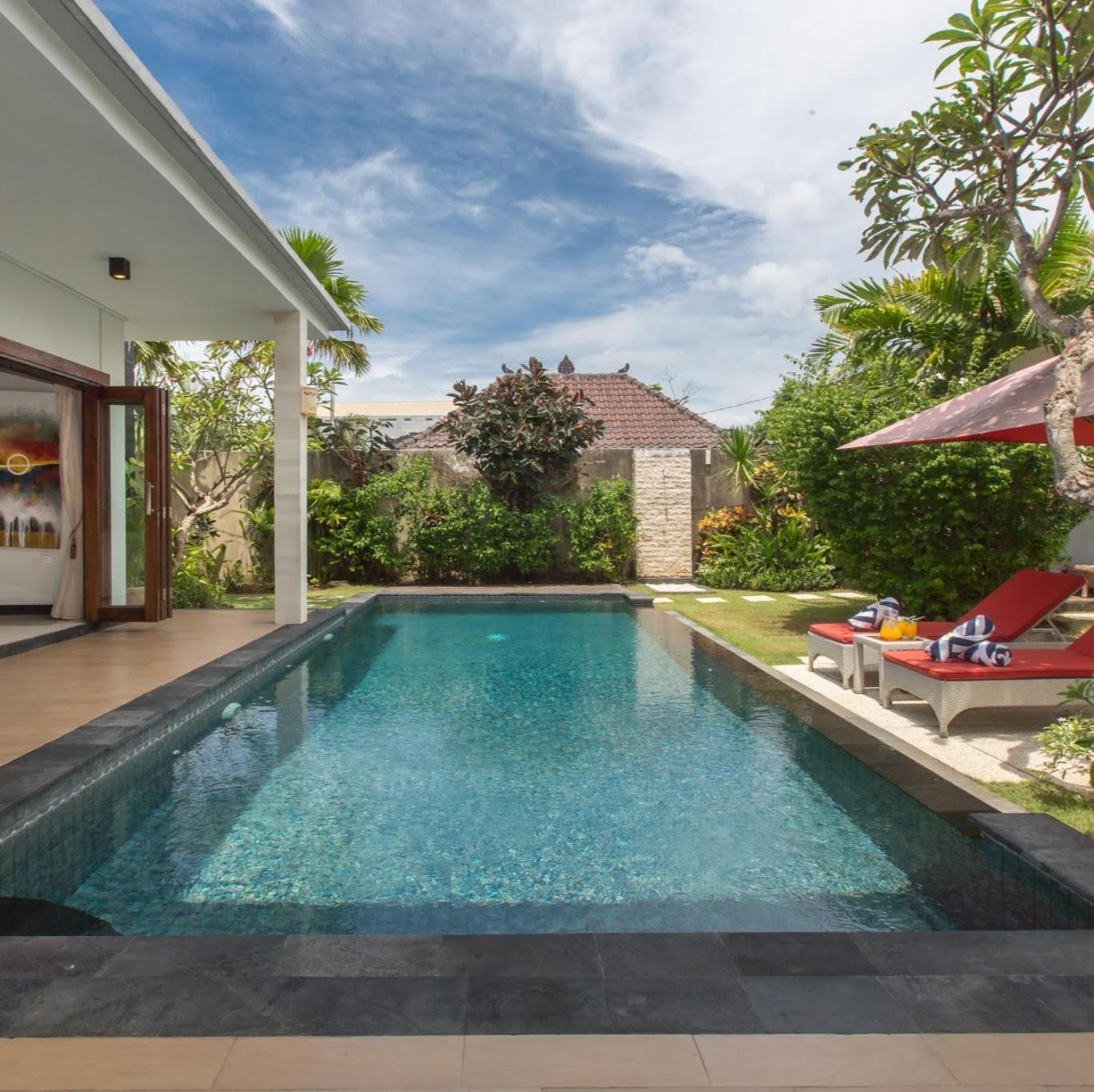 Three-Bedroom Villa - Photo 44