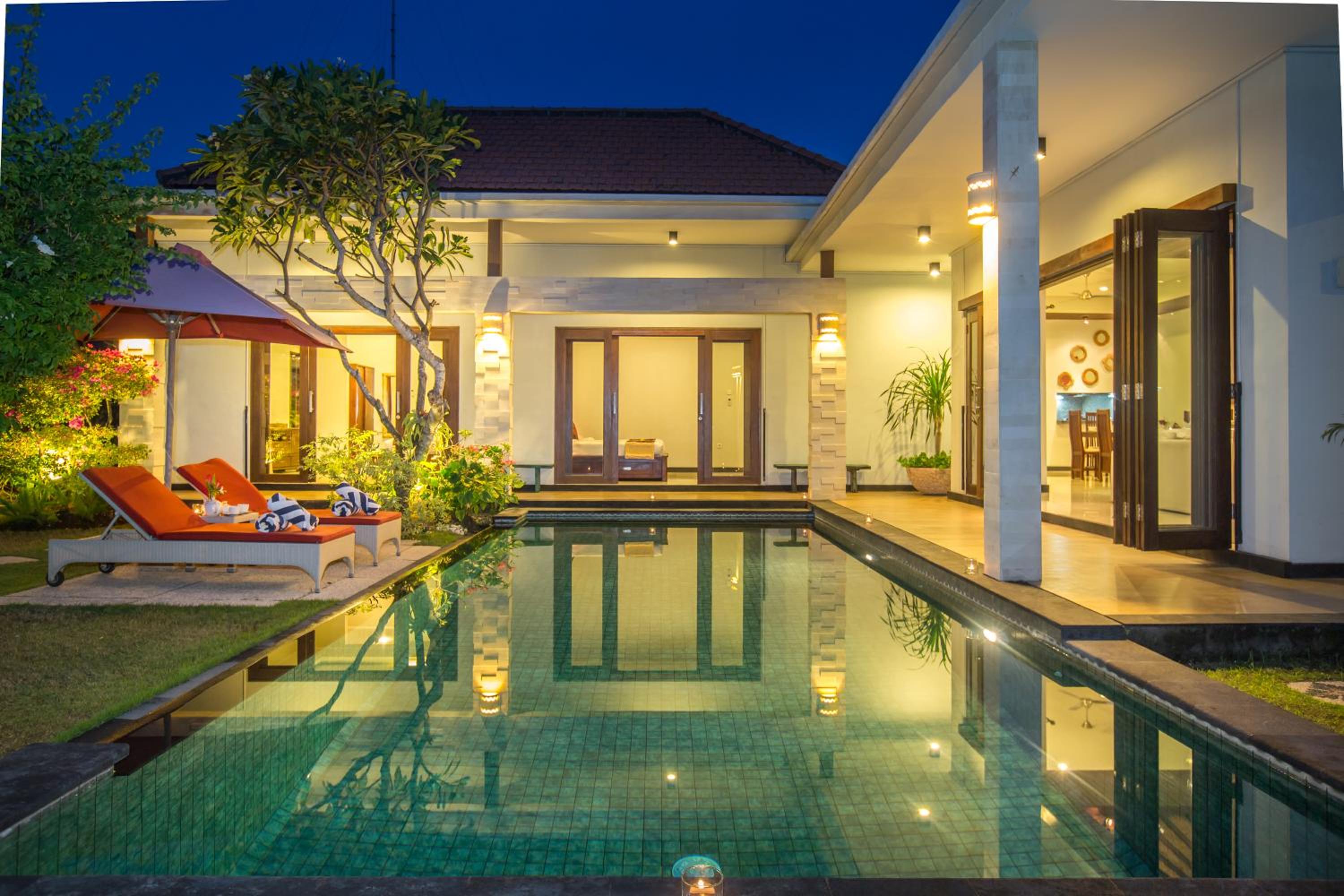 Three-Bedroom Villa - Photo 45