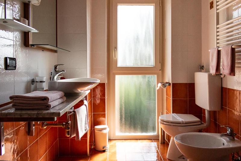 Triple Room with Bathroom photo 3