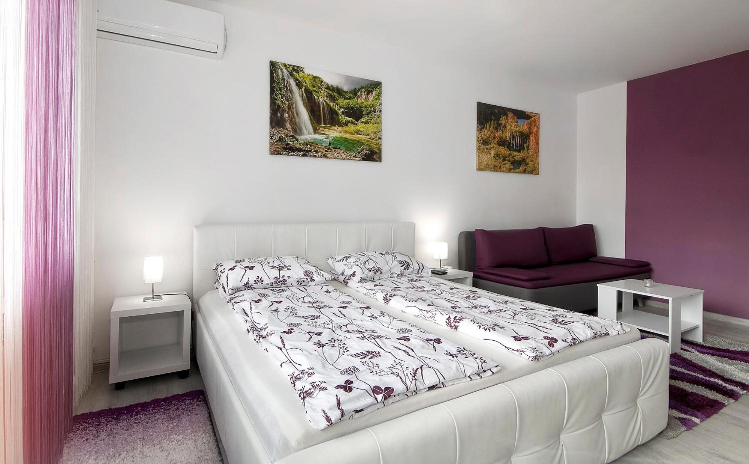 Studio Apartment - Photo 7