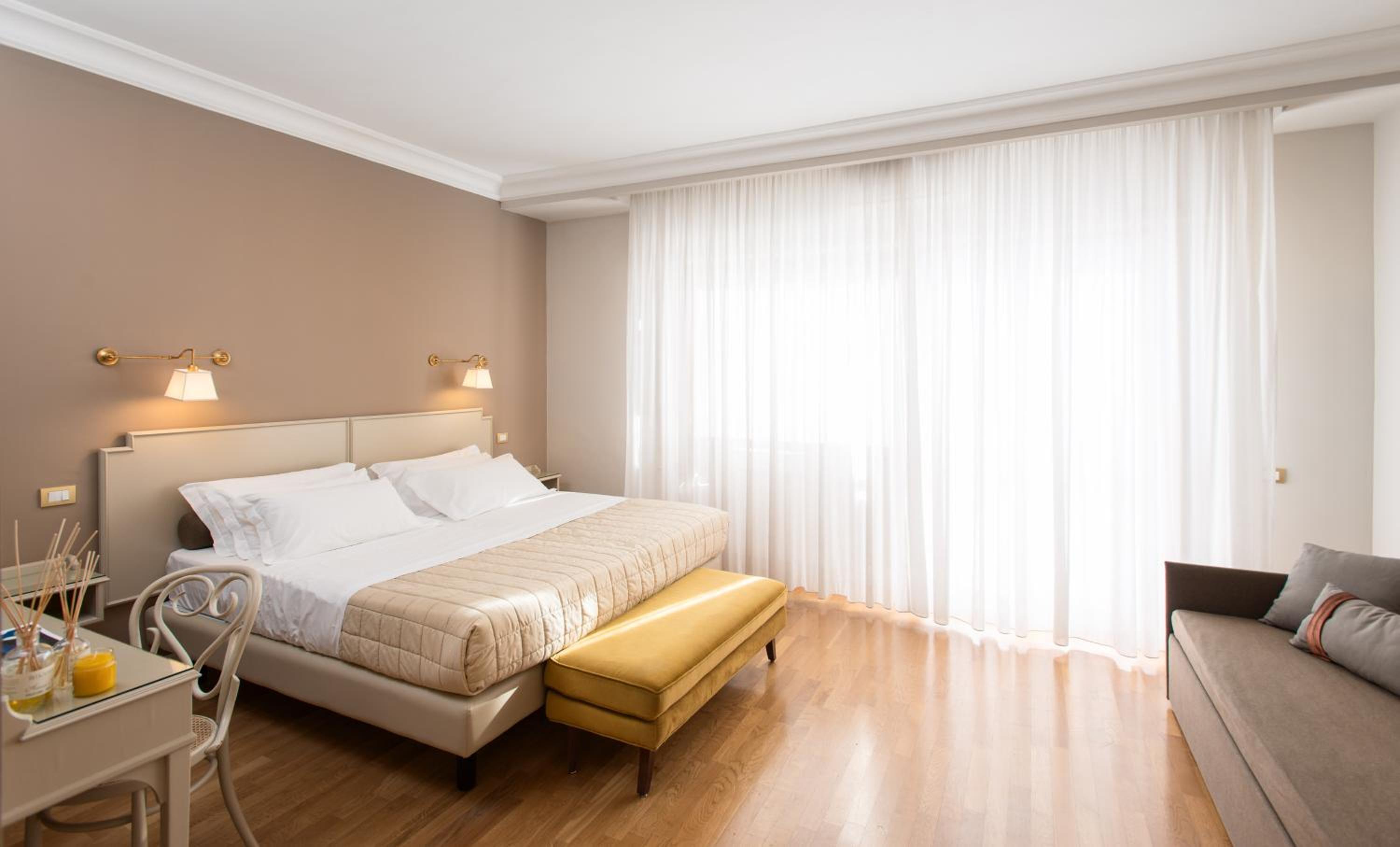 Large Superior Double Room with Balcony, Garden View and Spa Access