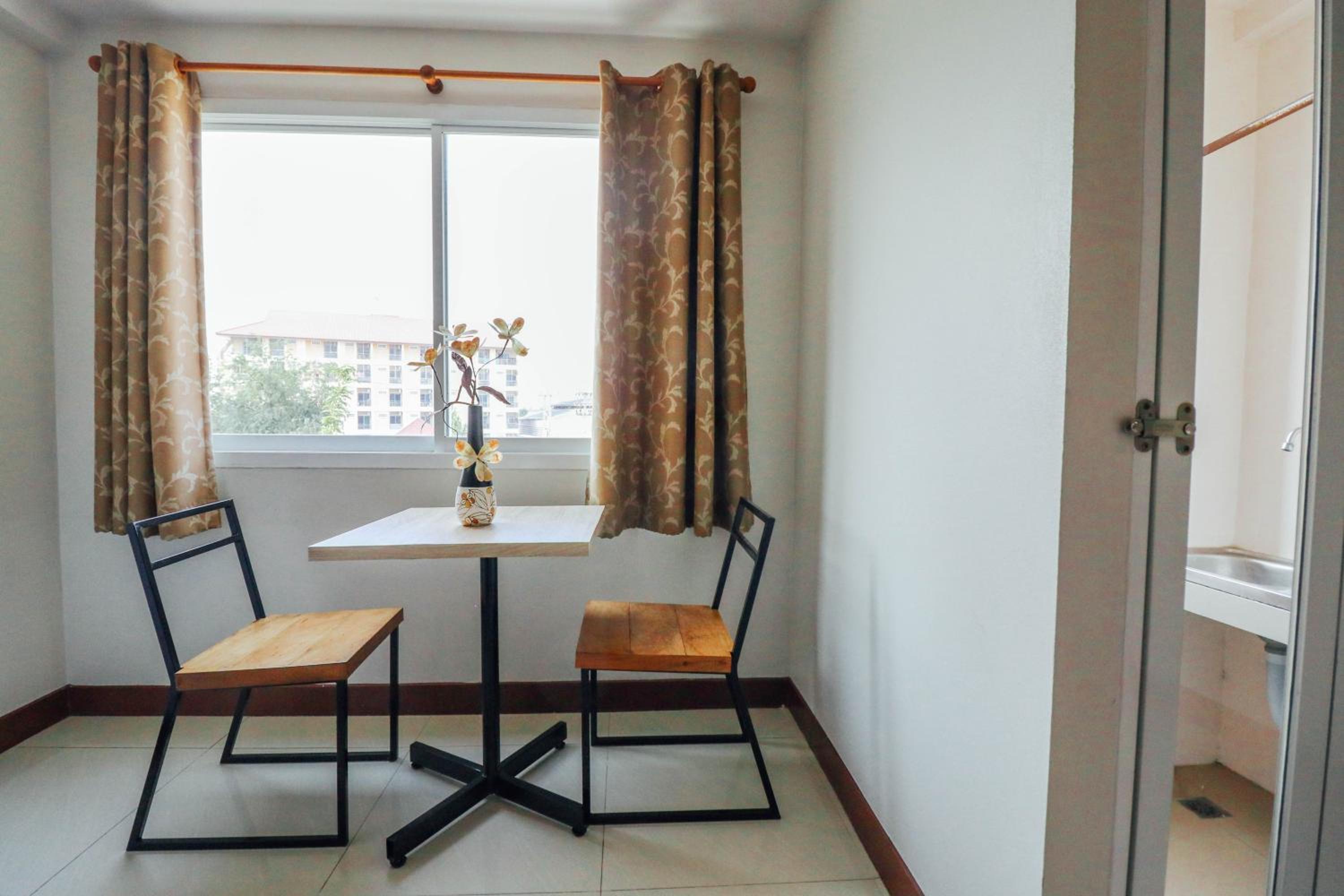 Standard Double Room - Photo 4