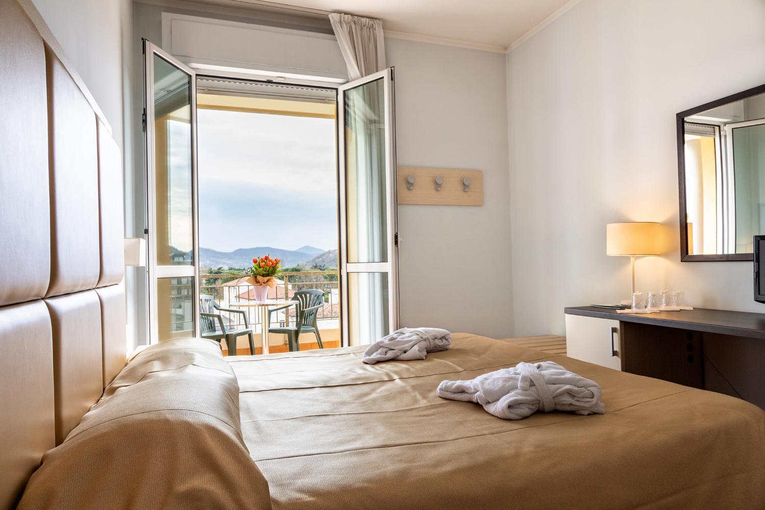 Double or Twin Room photo 1