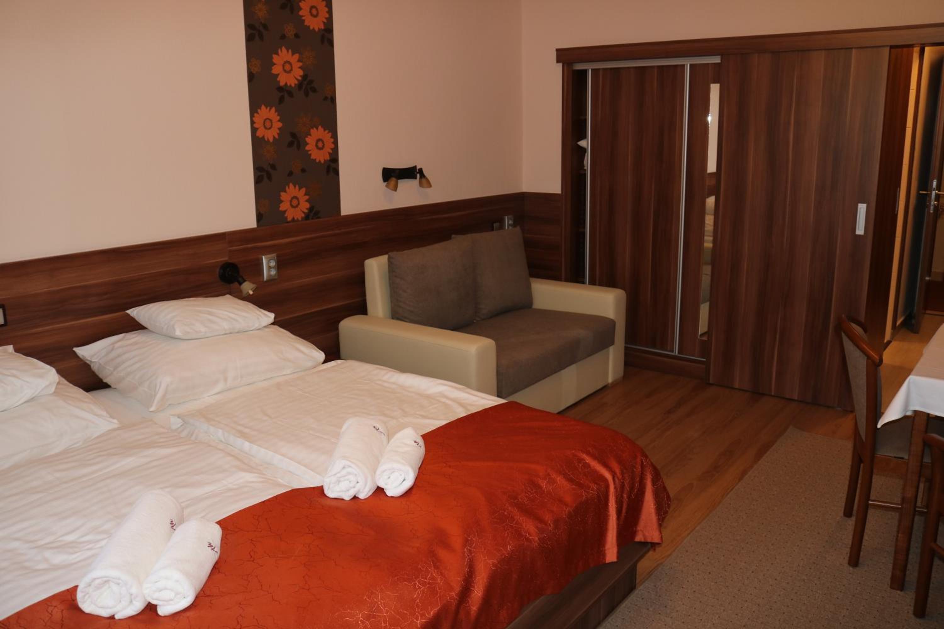 Superior Studio Apartment photo 3