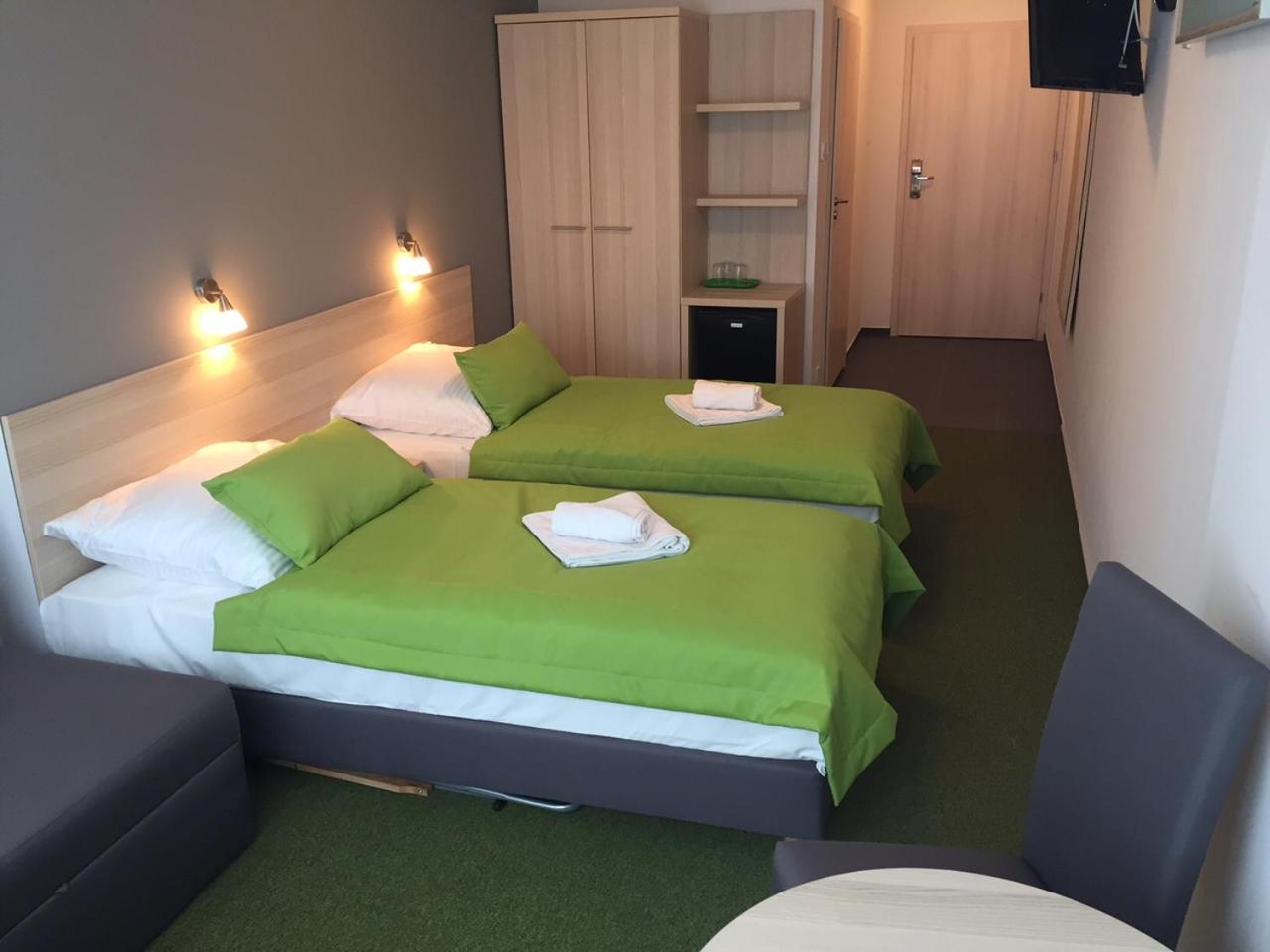 Triple Room - Photo 2