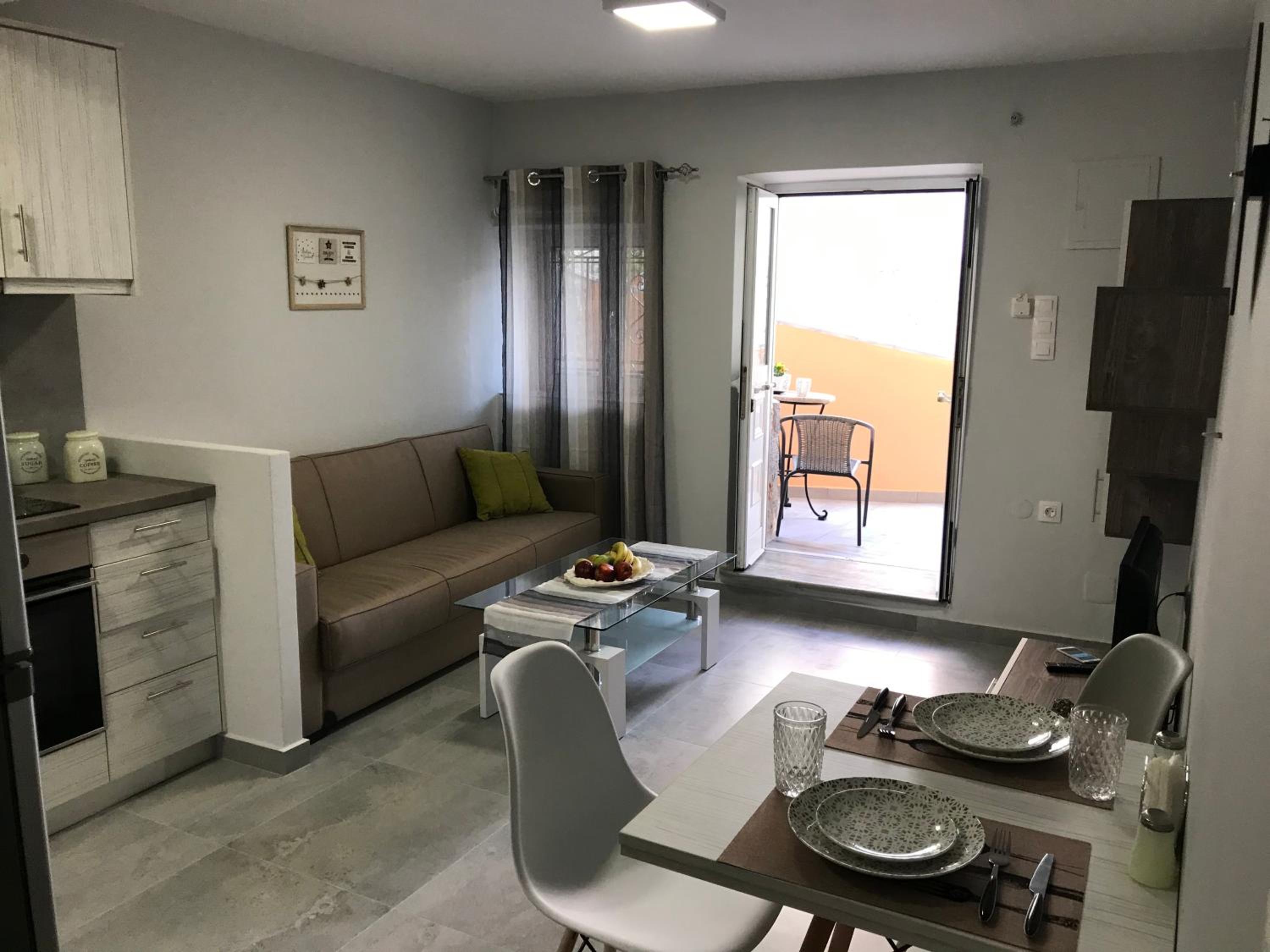 One-Bedroom Apartment