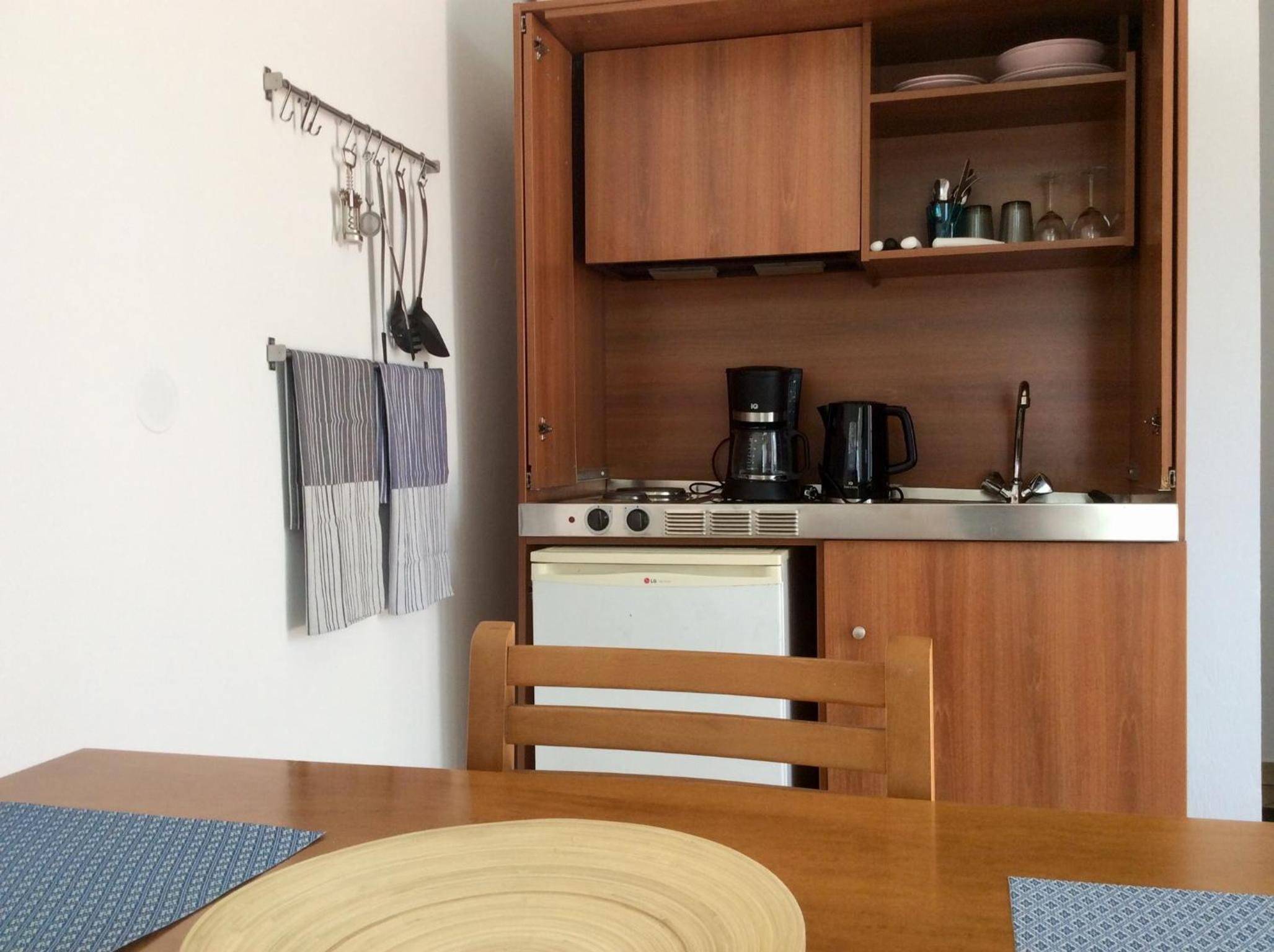 One-Bedroom Apartment photo 3