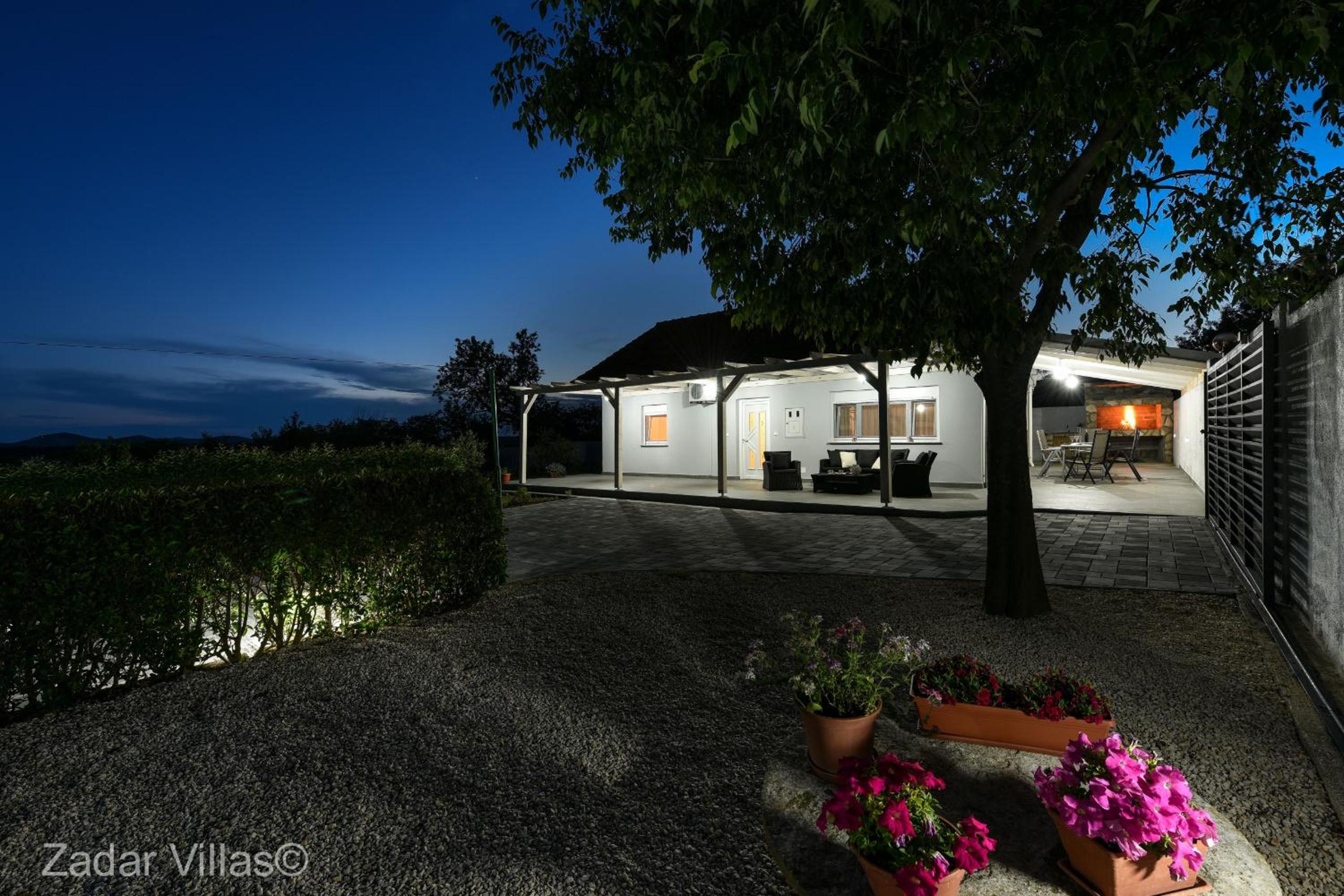 Villa mit Gartenblick