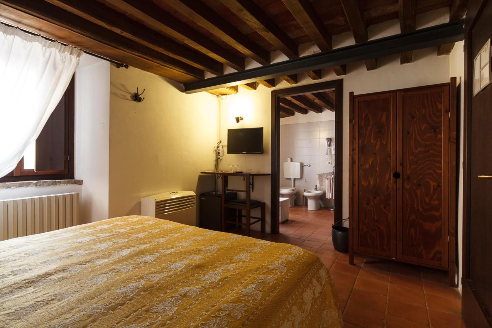 Double Room photo 1