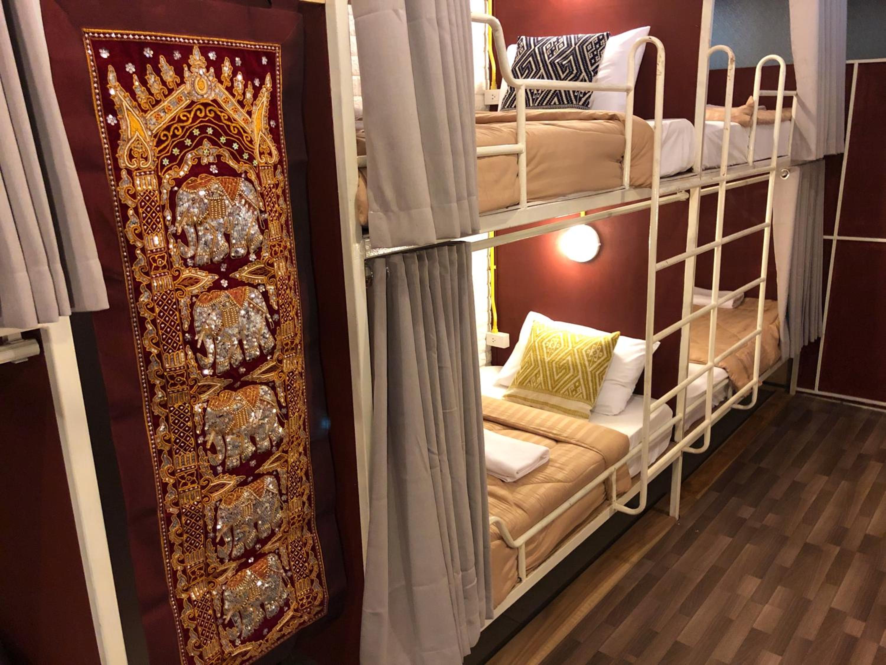 Bunk Bed in Female Dormitory Room   photo 1