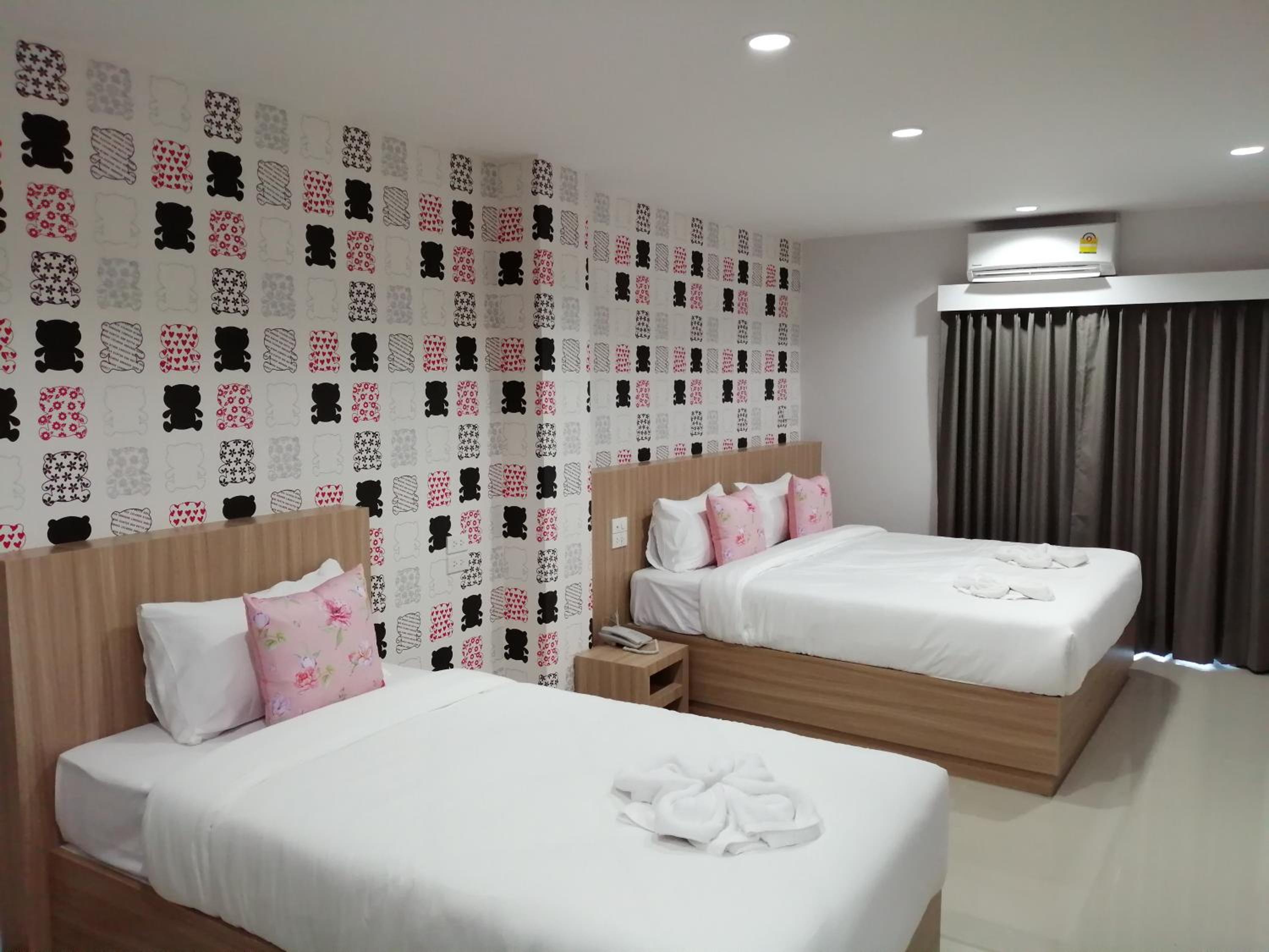 Superior Triple Room photo 3
