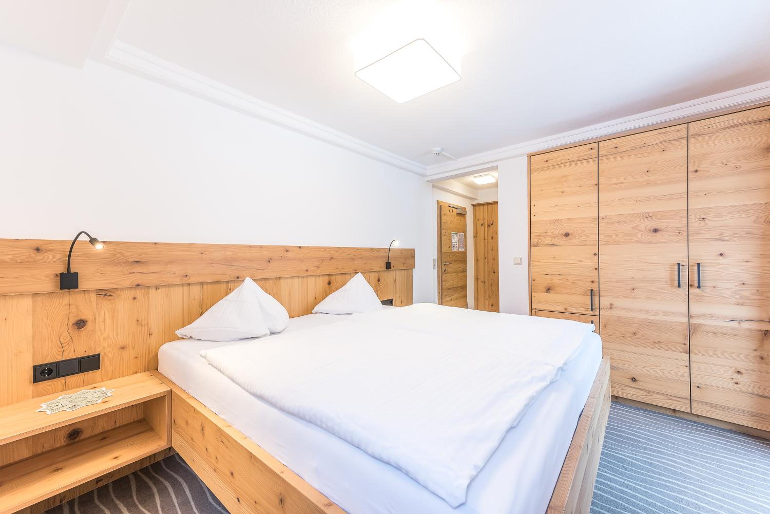 Double Room with Balcony photo 3