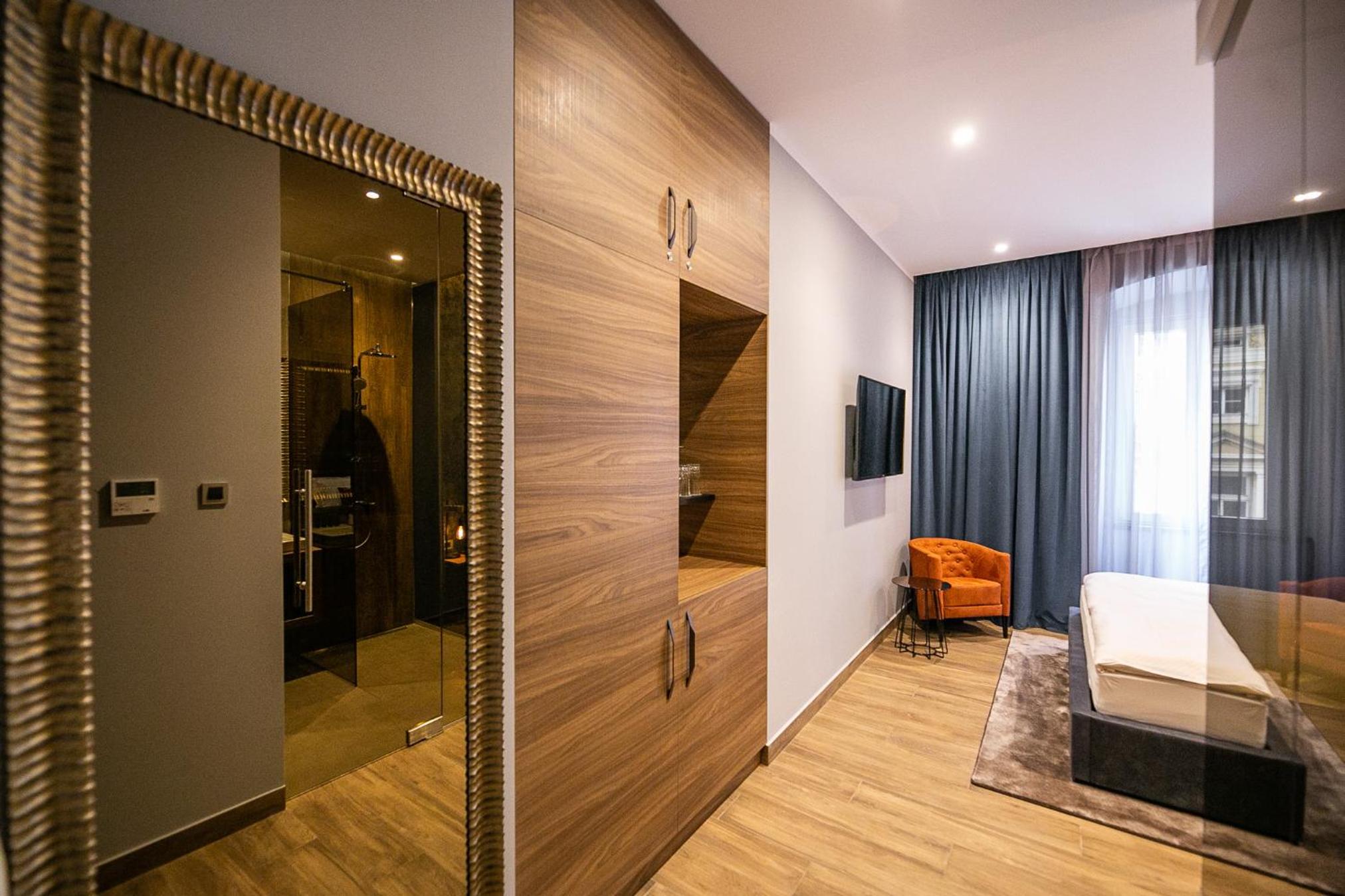 Deluxe Double Room - Photo 2