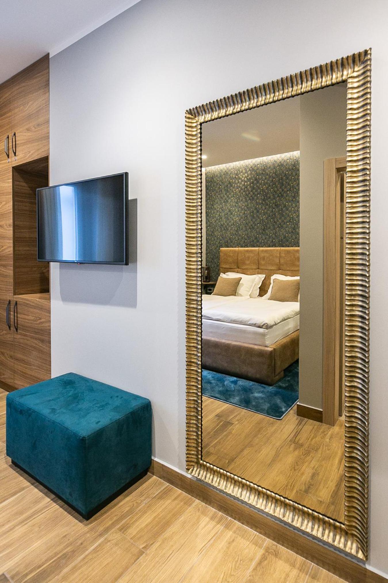 Double Room - Photo 2