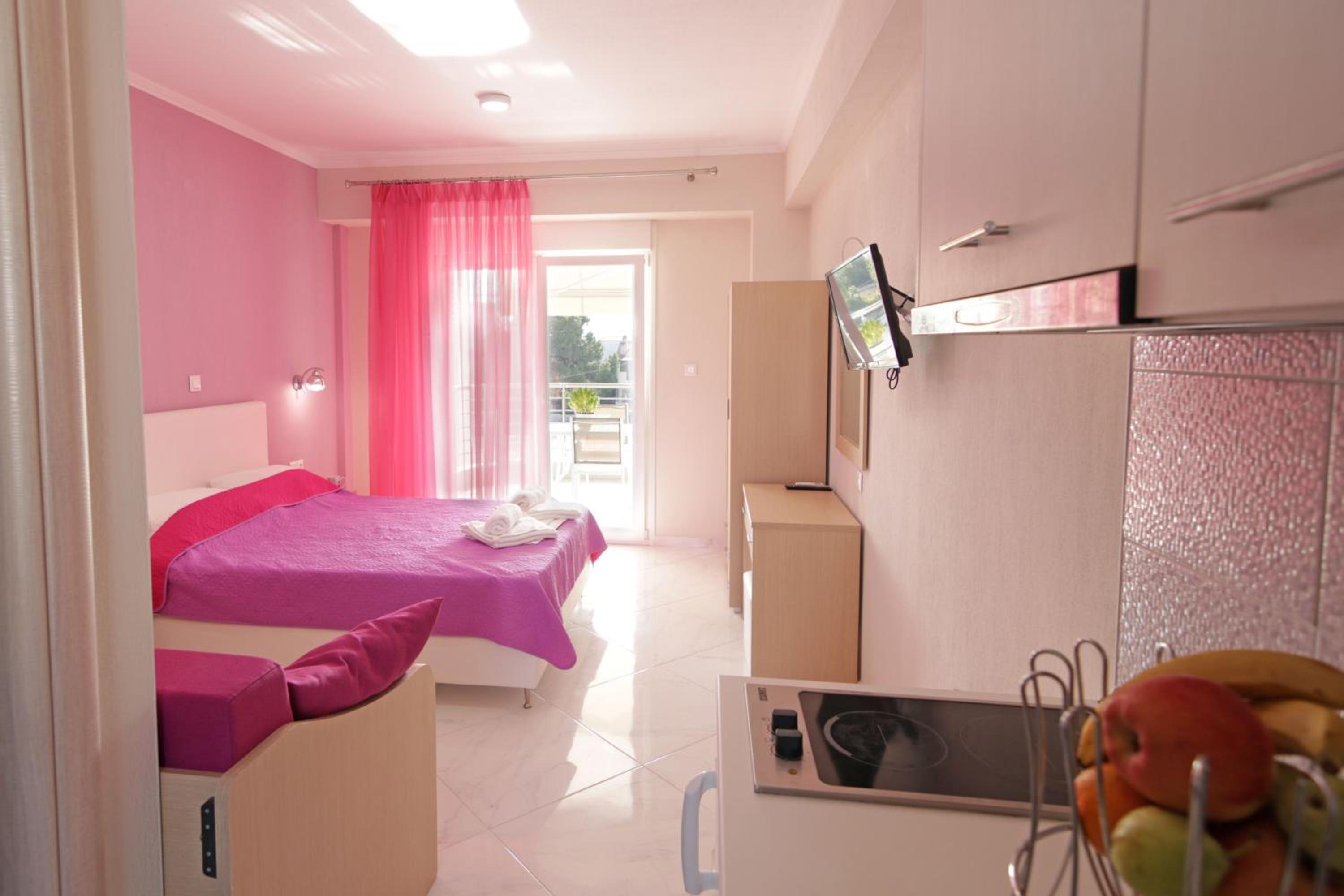 Studio with Sofa Bed