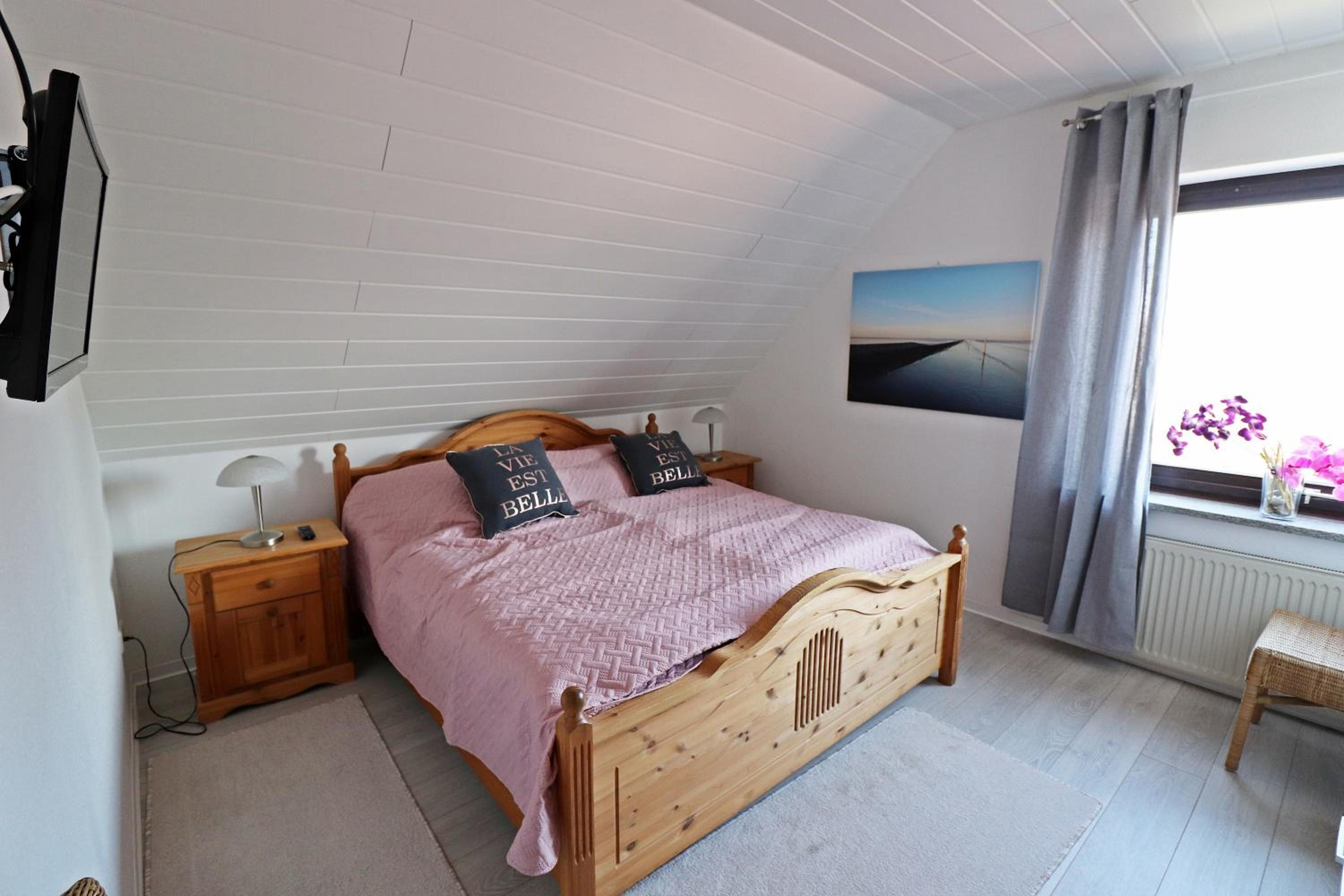 Studio Apartment photo 1