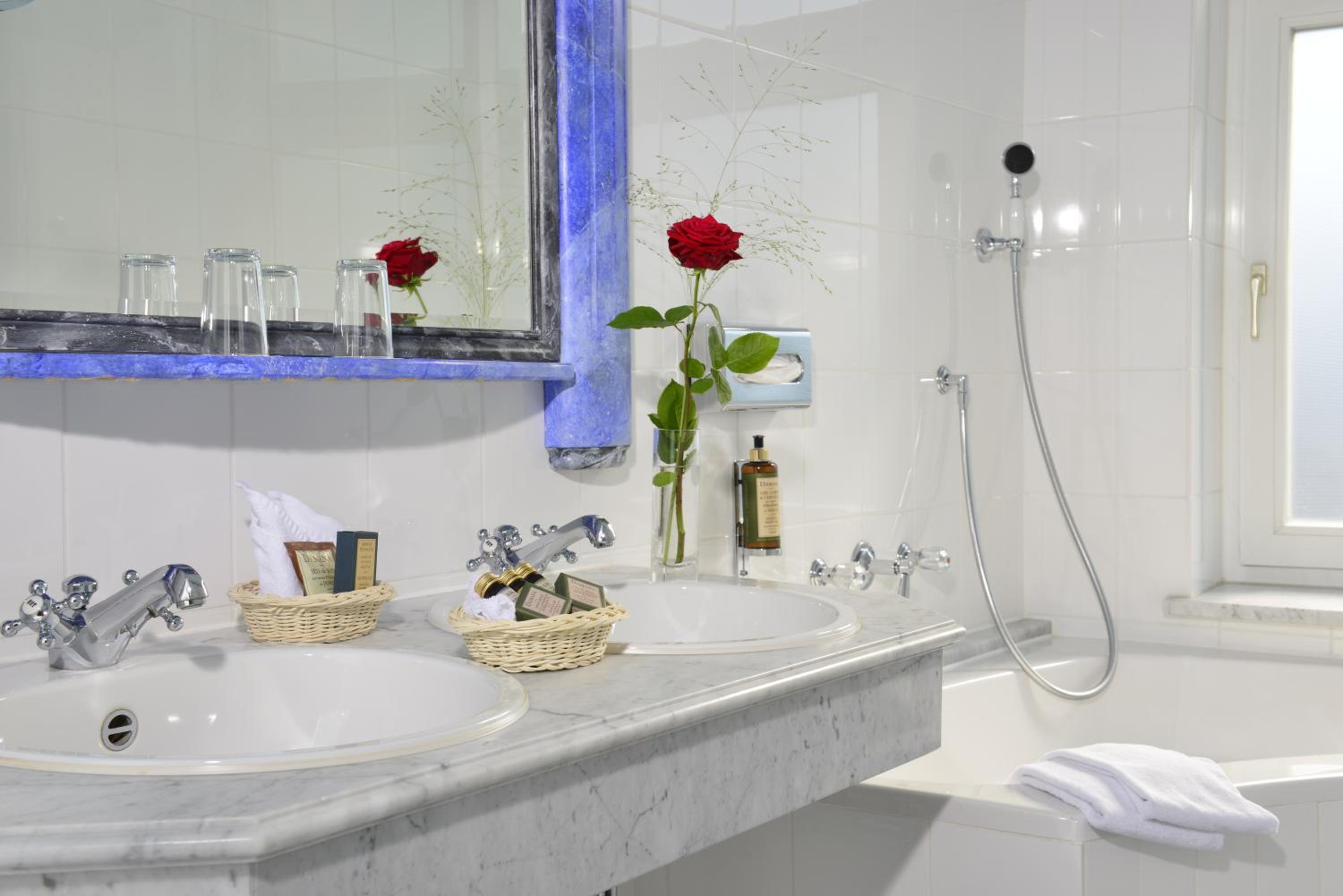 Junior Suite - Photo 9