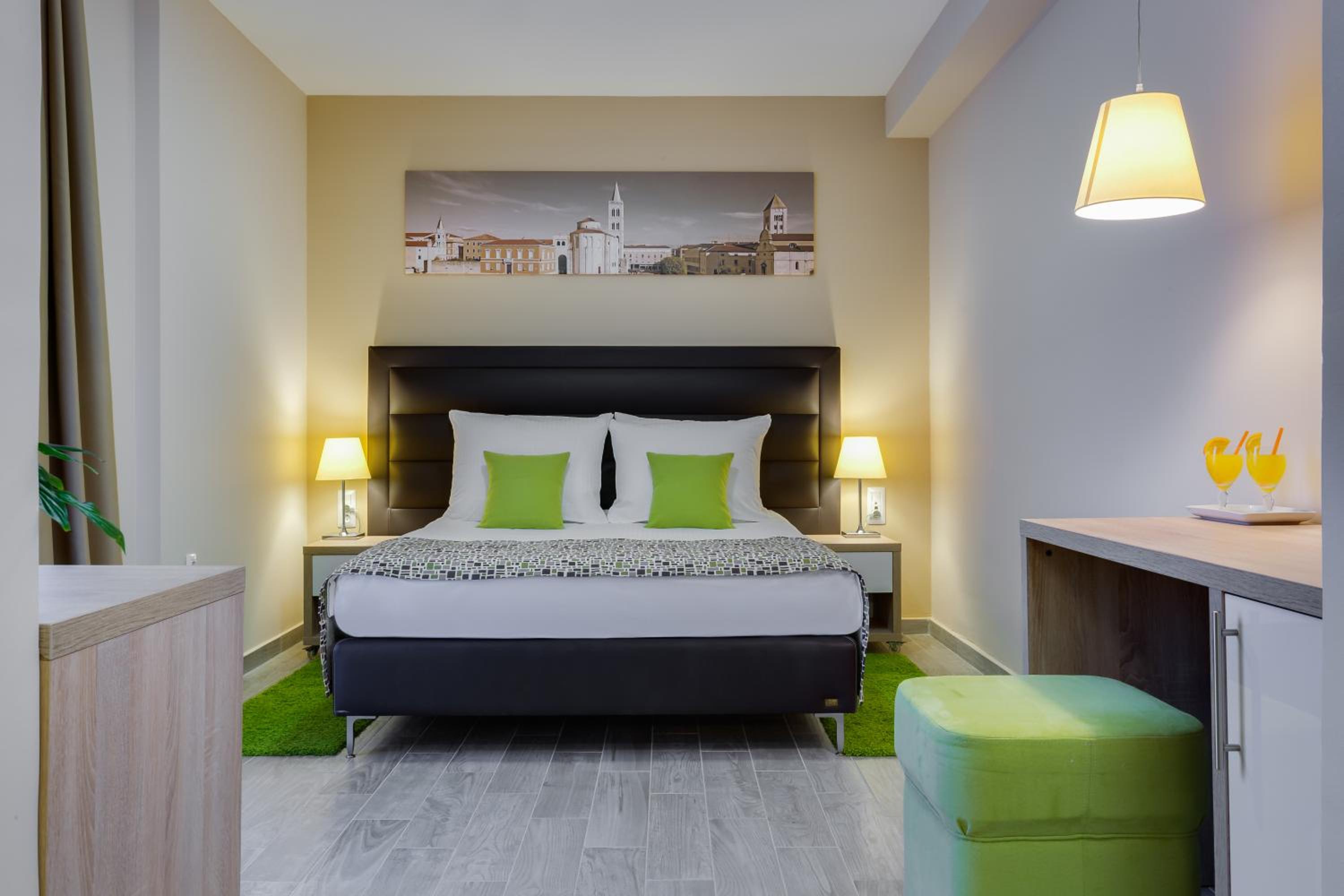 Classic Double or Twin Room Without Balcony
