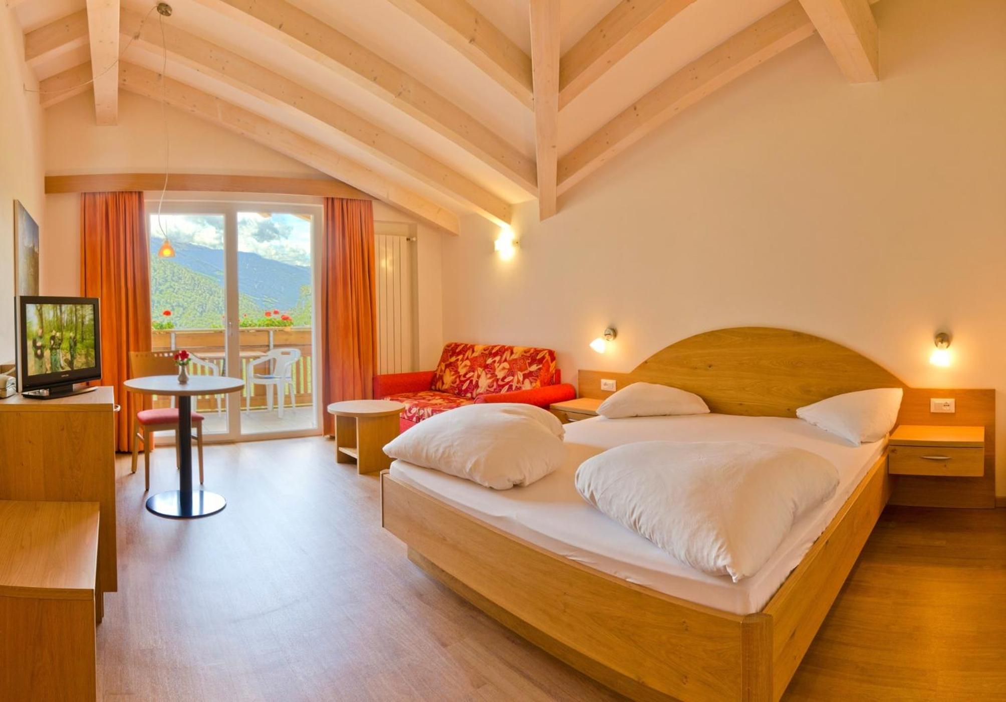 Double Room with Balcony photo 3